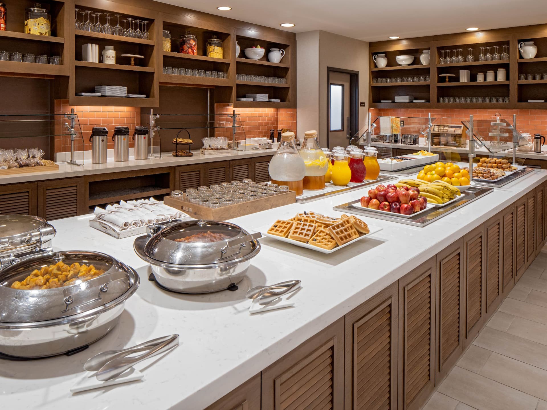 Hyatt House New Orleans/Downtown Breakfast Buffet