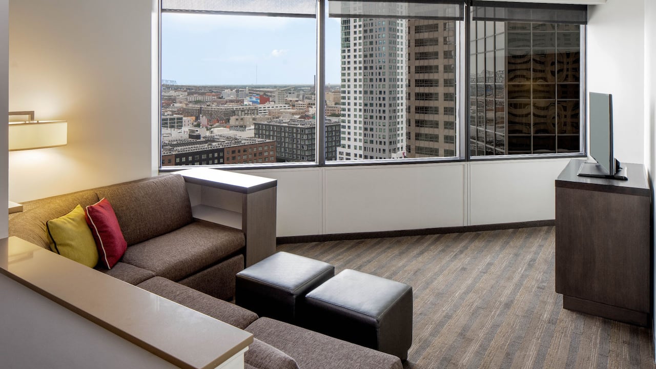 Downtown New Orleans Hotel Suites | Hyatt House New Orleans Downtown