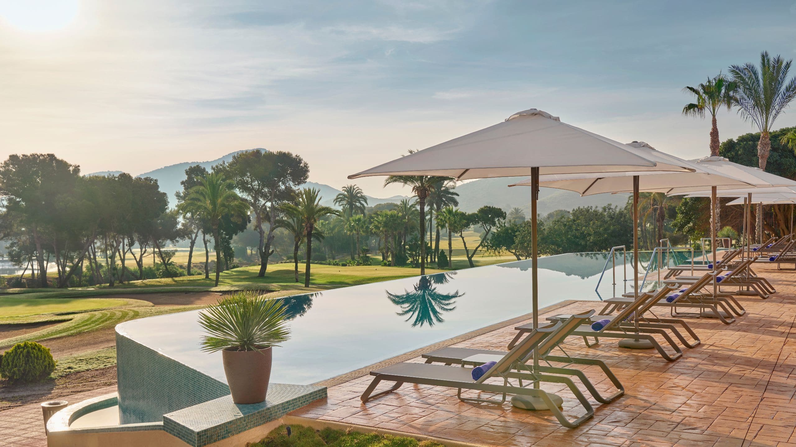 Grand Hyatt La Manga Club Golf & Spa Infinity Pool Sunset