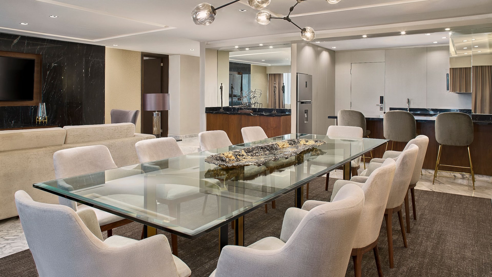 第 4，共 6 Hyatt Regency Merida Presidential Suite Dining Area