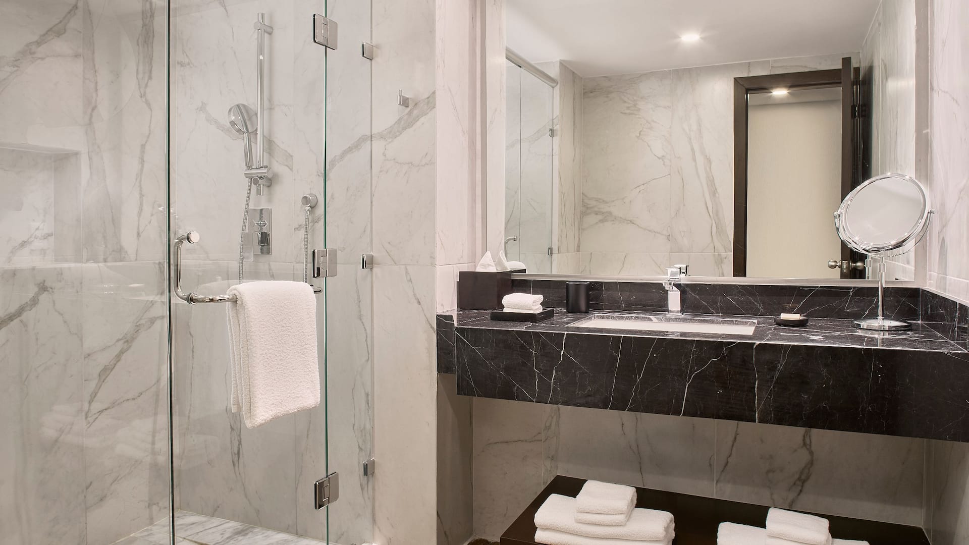 第 2，共 4 Hyatt Regency Merida Regency Suite King Bathroom