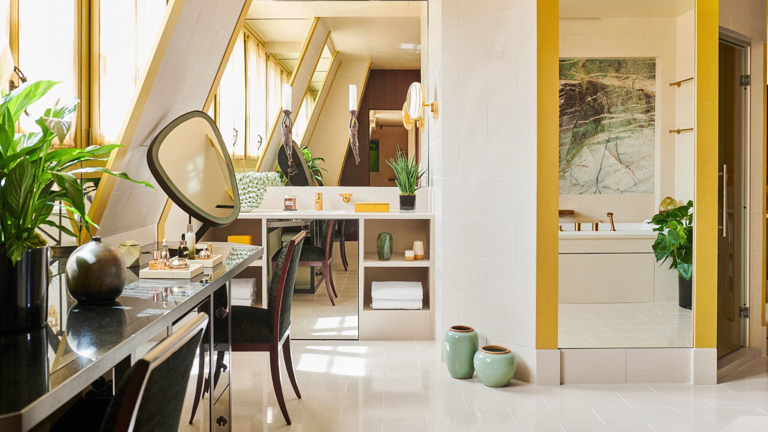 9 of 36 Park Hyatt Paris-Vendôme Apartment Bathroom