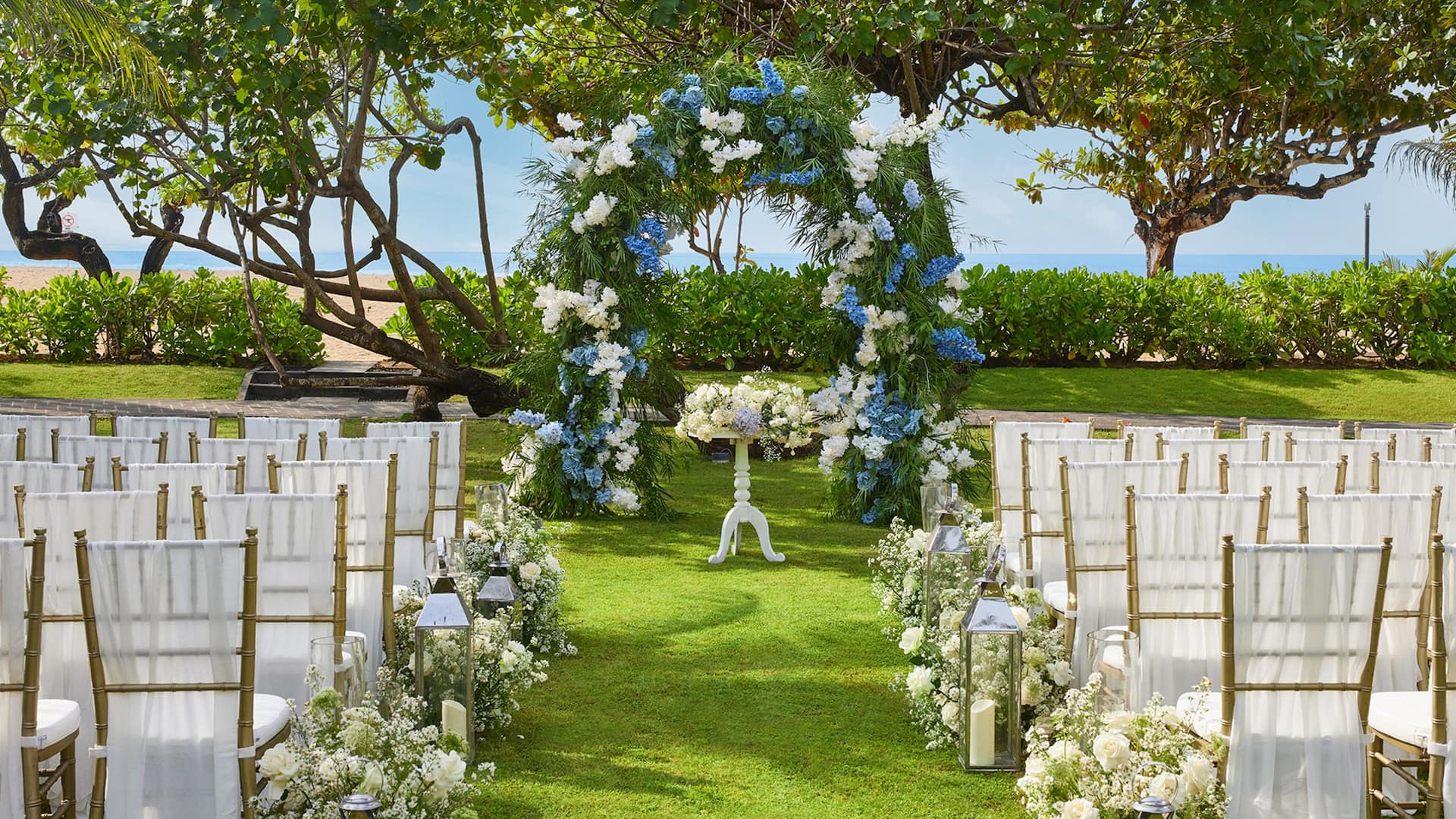 Grand Hyatt Bali Pavilion By The Sea