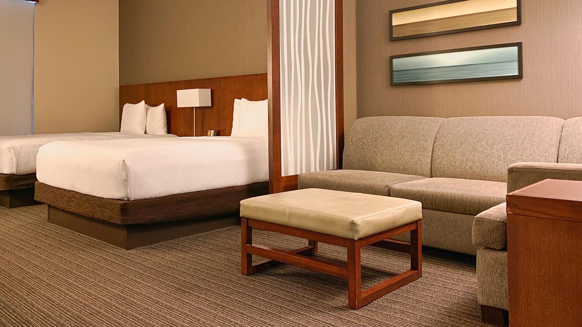 Hyatt Place San Jose/Pinares Two Queens Guestroom Cozy Corner Detail