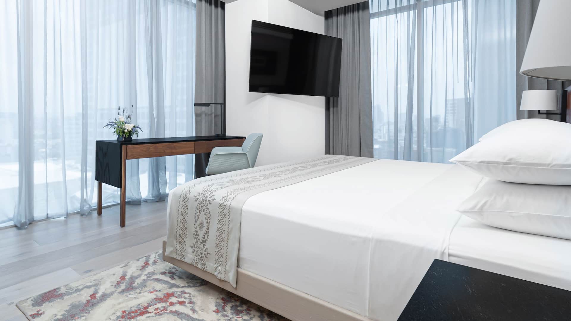 Hyatt Regency Mexico City Insurgentes Presidential Suite Bedroom