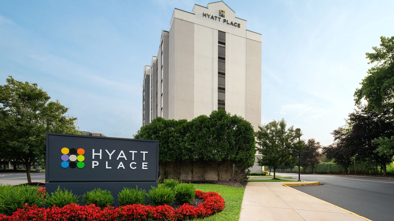 Exterior Day Sign