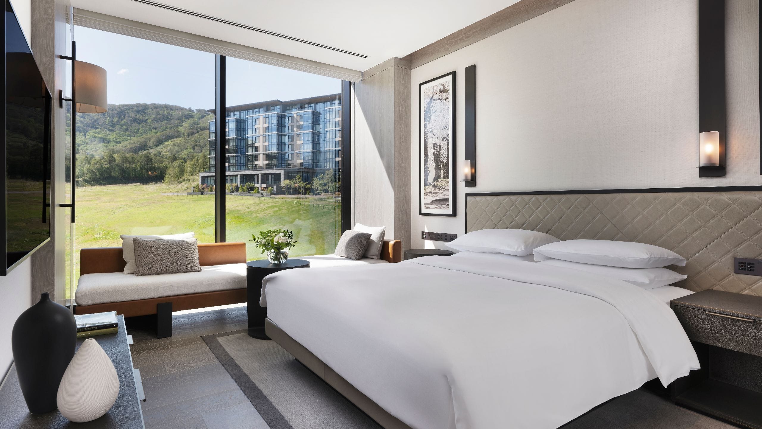 3 of 5 Park Hyatt Niseko Hanazono King Bed Mountain View Green Season