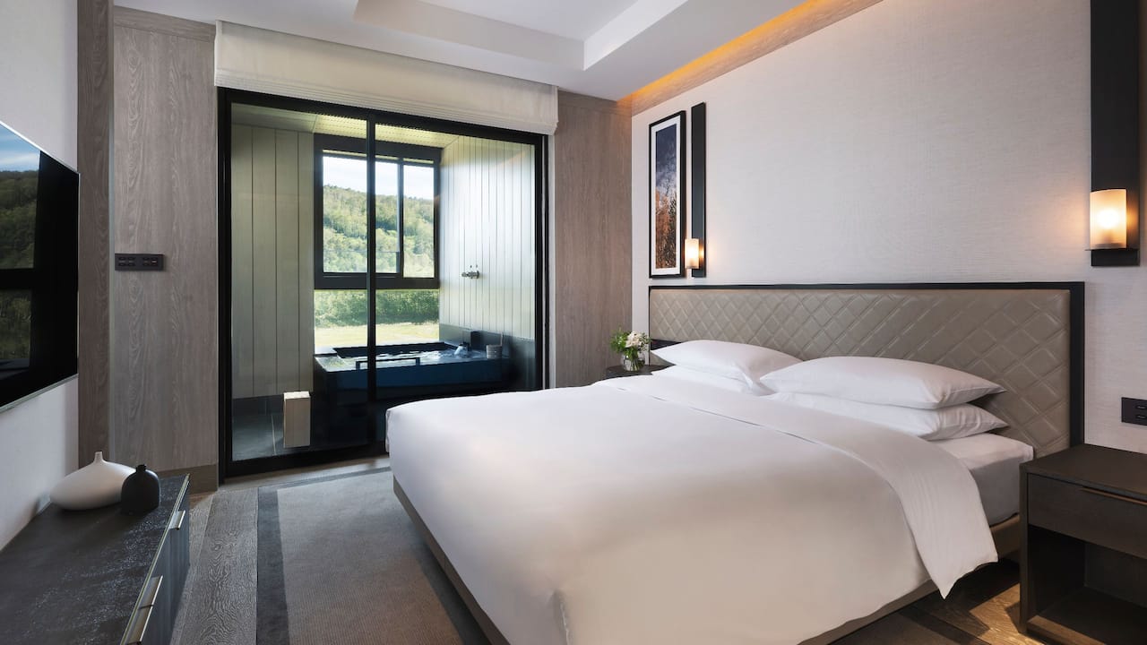 Park Suite With Onsen Green Season