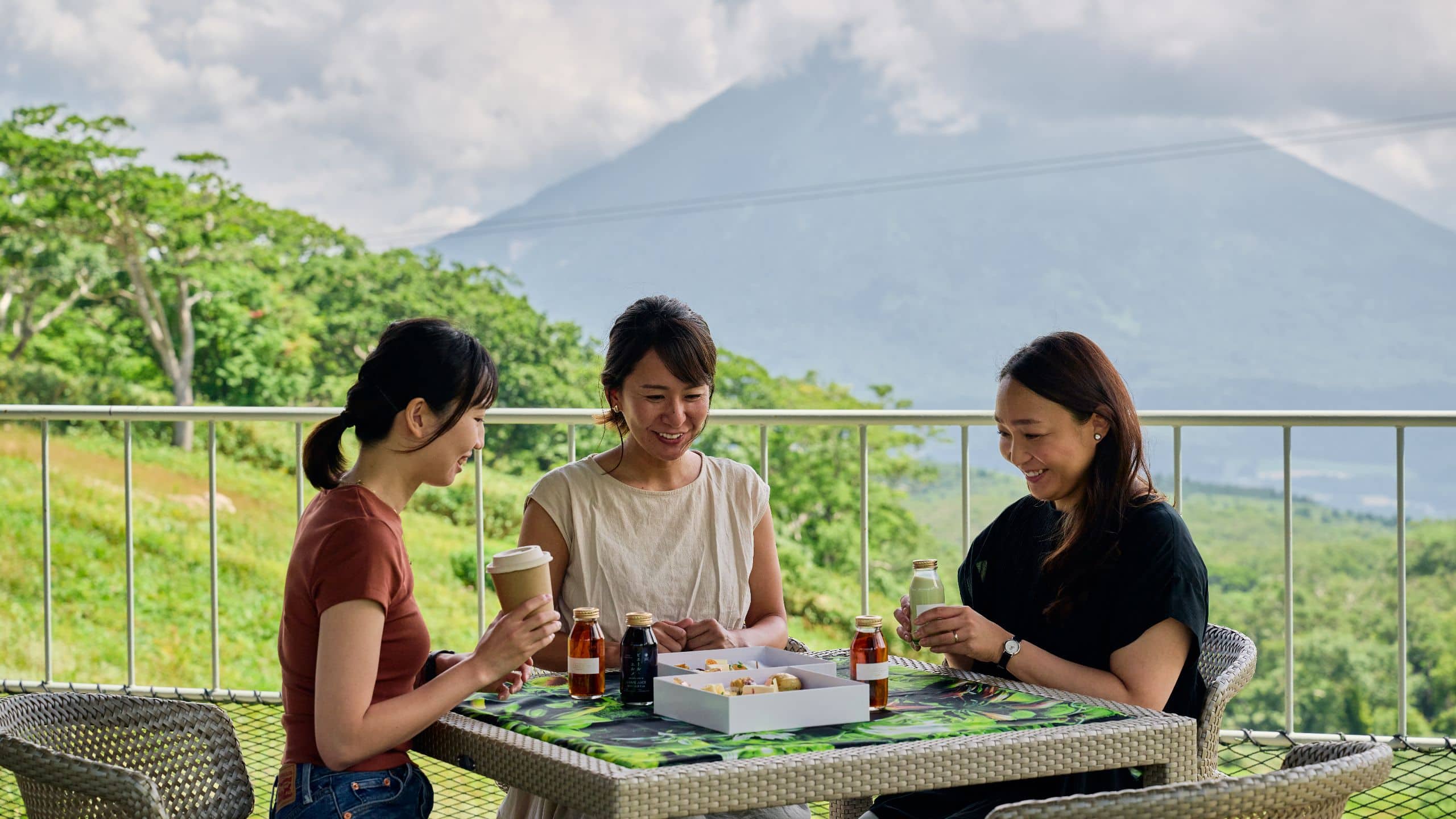 Park Hyatt Niseko Hanazono Gondola Station Guests With Afternoon Tea