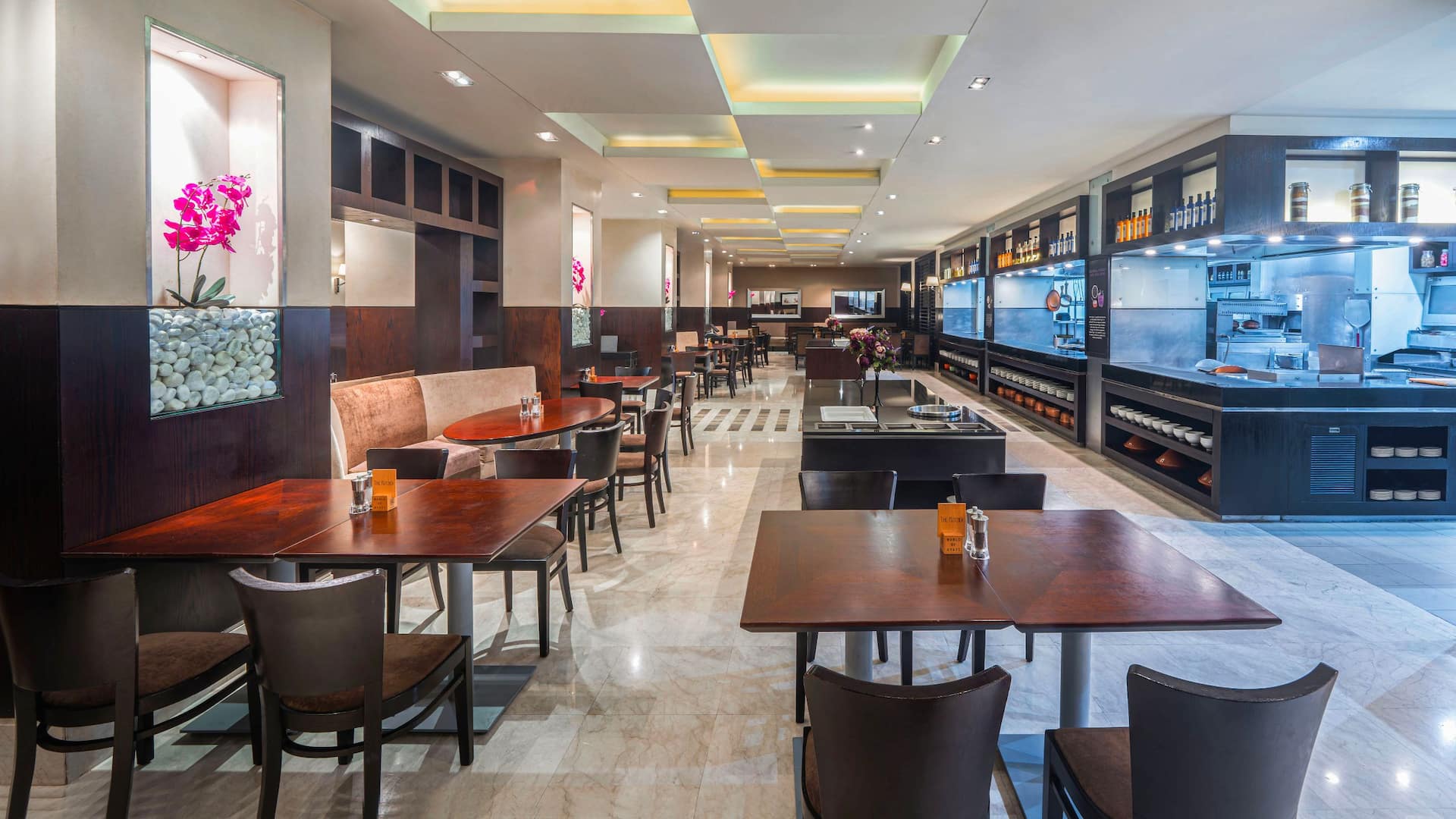 Hyatt Regency Dubai The Kitchen Restaurant Tables Chairs