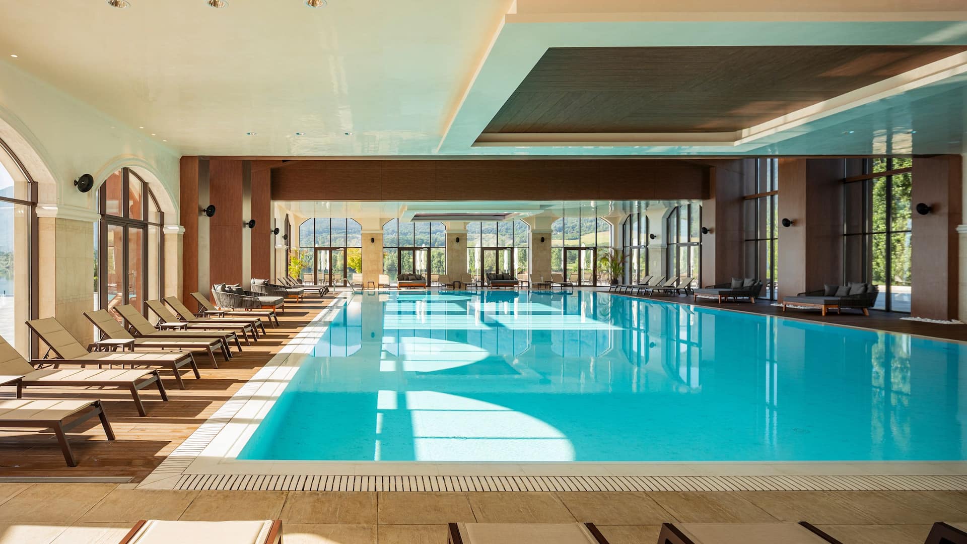 Hyatt Regency Pravets Resort Indoor Swimming Pool