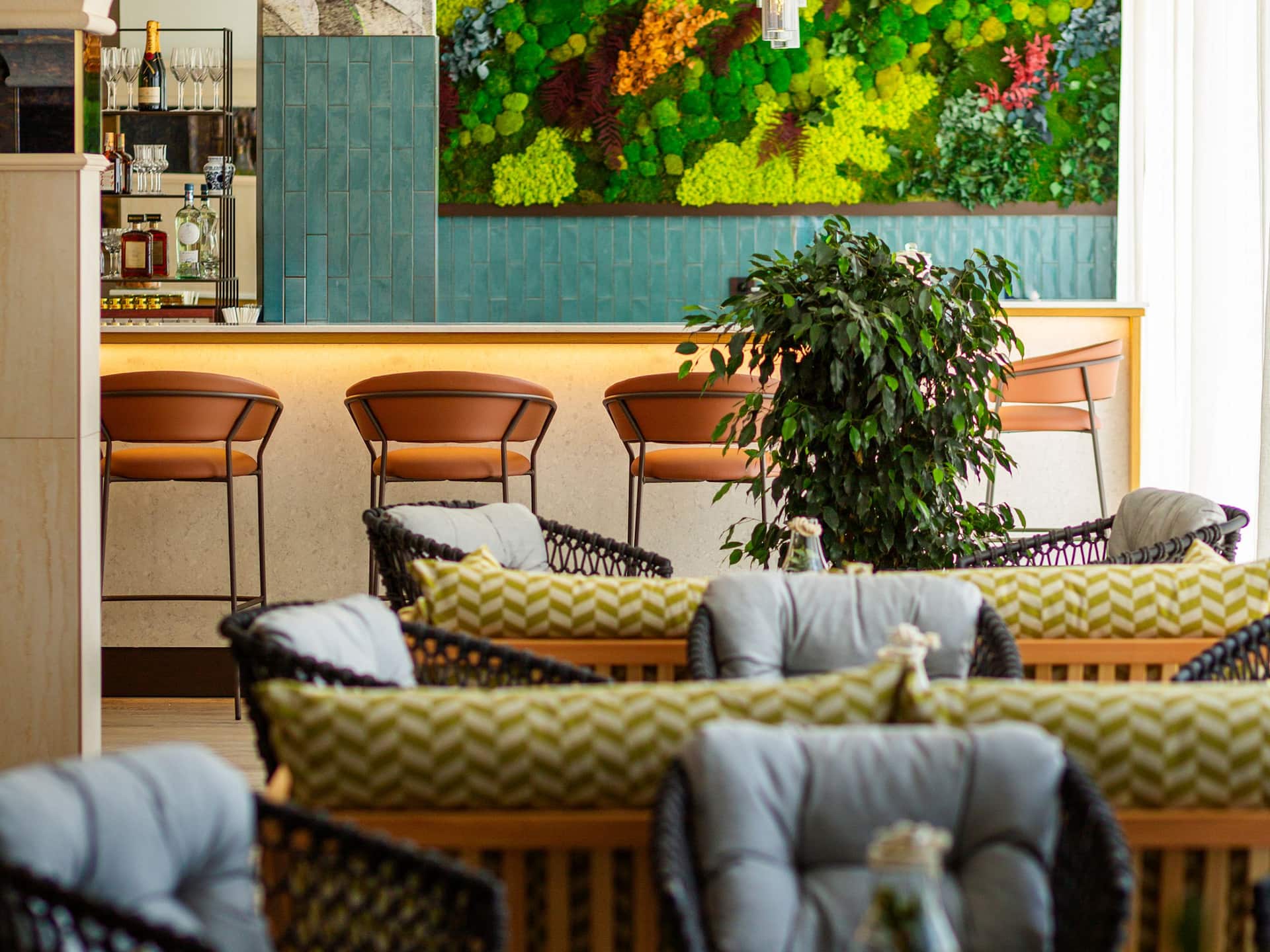 Hyatt Regency Pravets Resort Spa Bar Seating