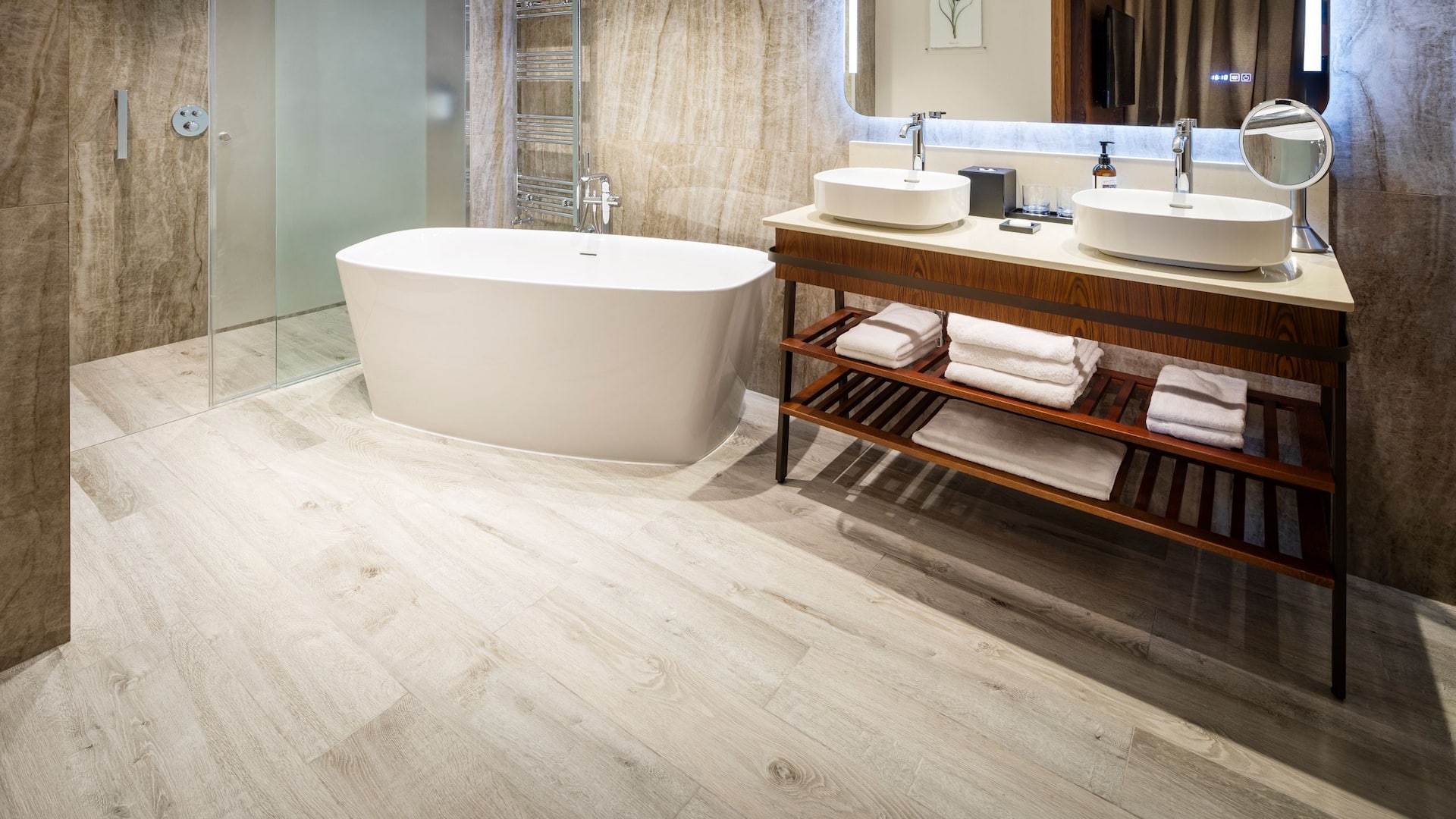 6 от 6 Hyatt Regency Pravets Resort Presidential Apartment Bathroom