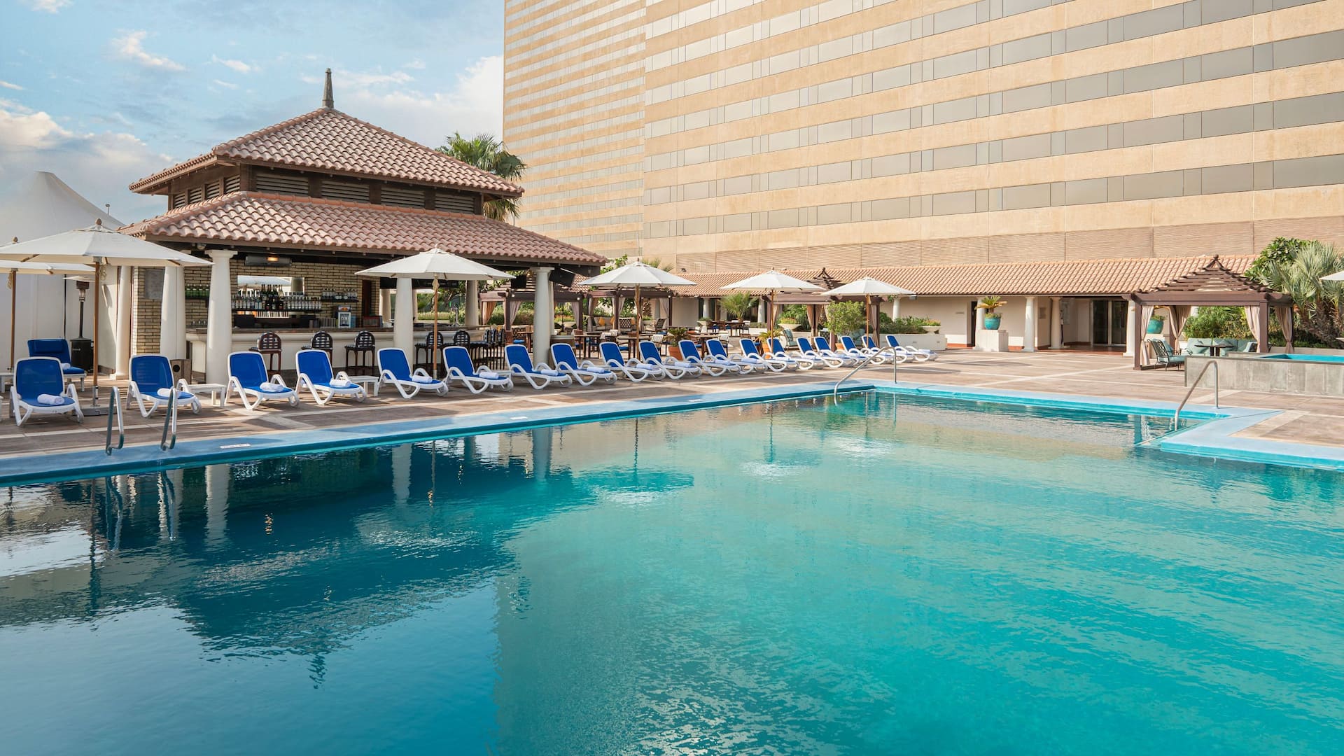 Hyatt Regency Dubai Swimming Pool