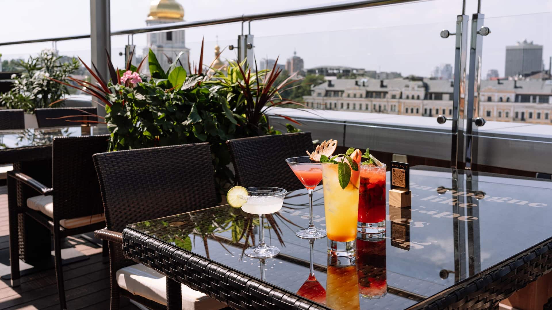 Hyatt Regency Kyiv Bar On 8 Sofia Cocktails