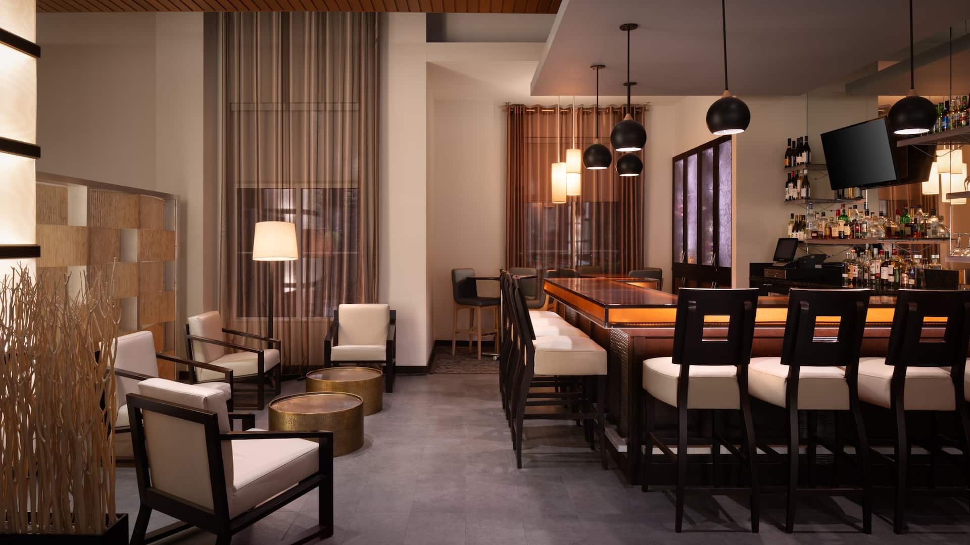 Hyatt House Richmond / Short Pump Hbar