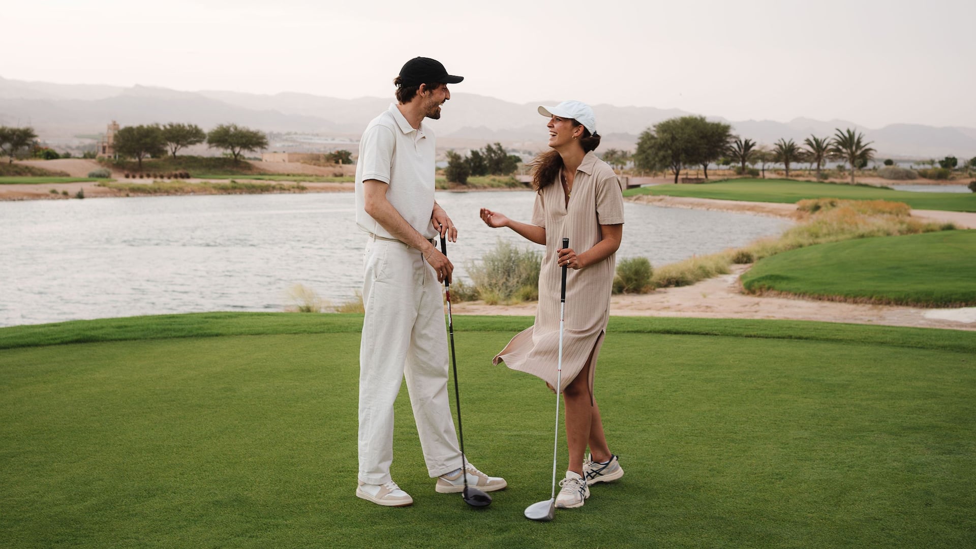 Hyatt Regency HR_P0301 Couple Golfing