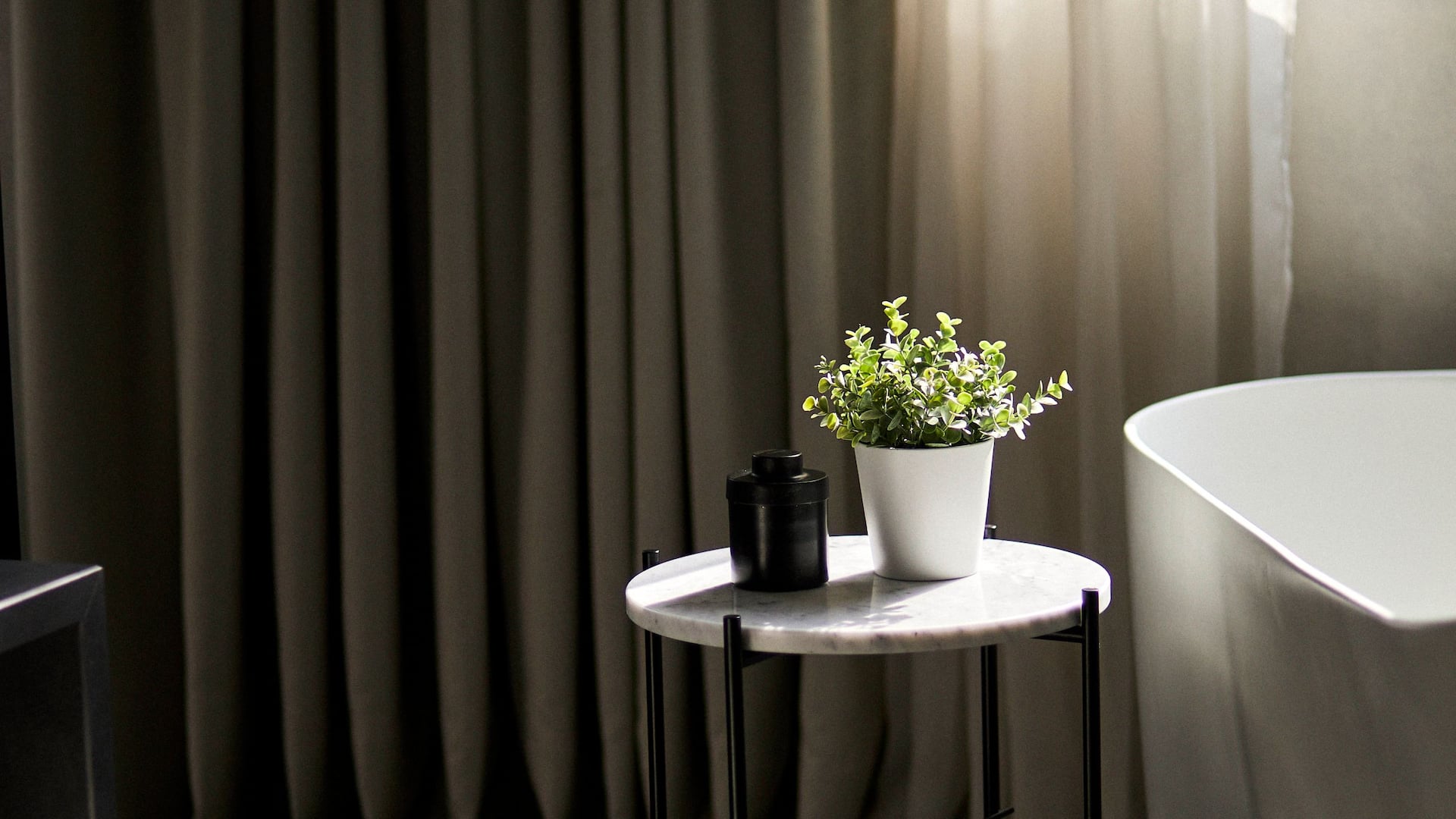 Grand Hyatt Barcelona Iconic Suite Details View