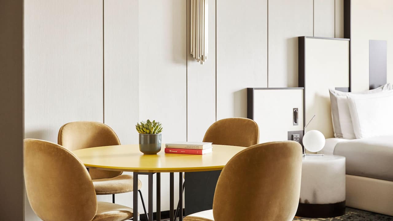 Studio Suite Table