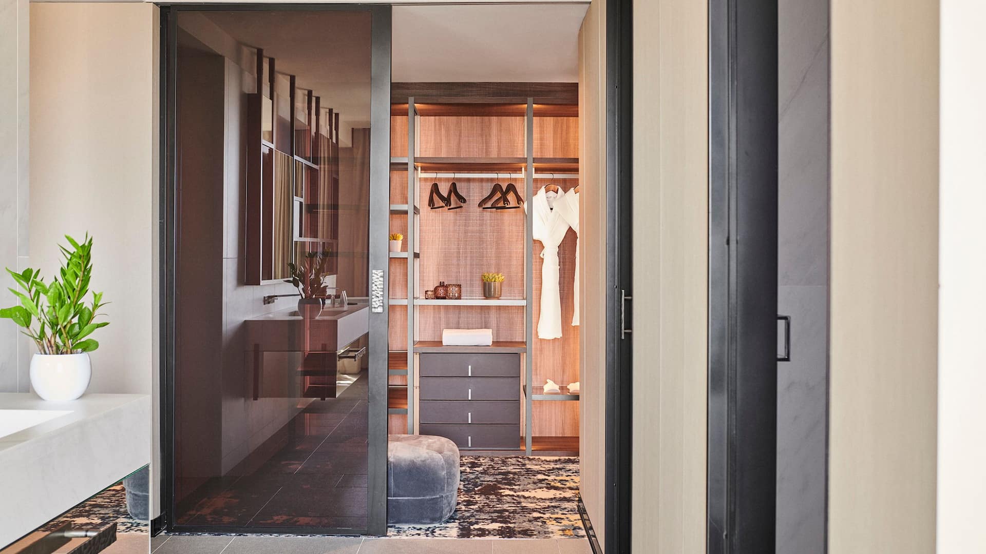Grand Hyatt Barcelona Grand Suite Closet