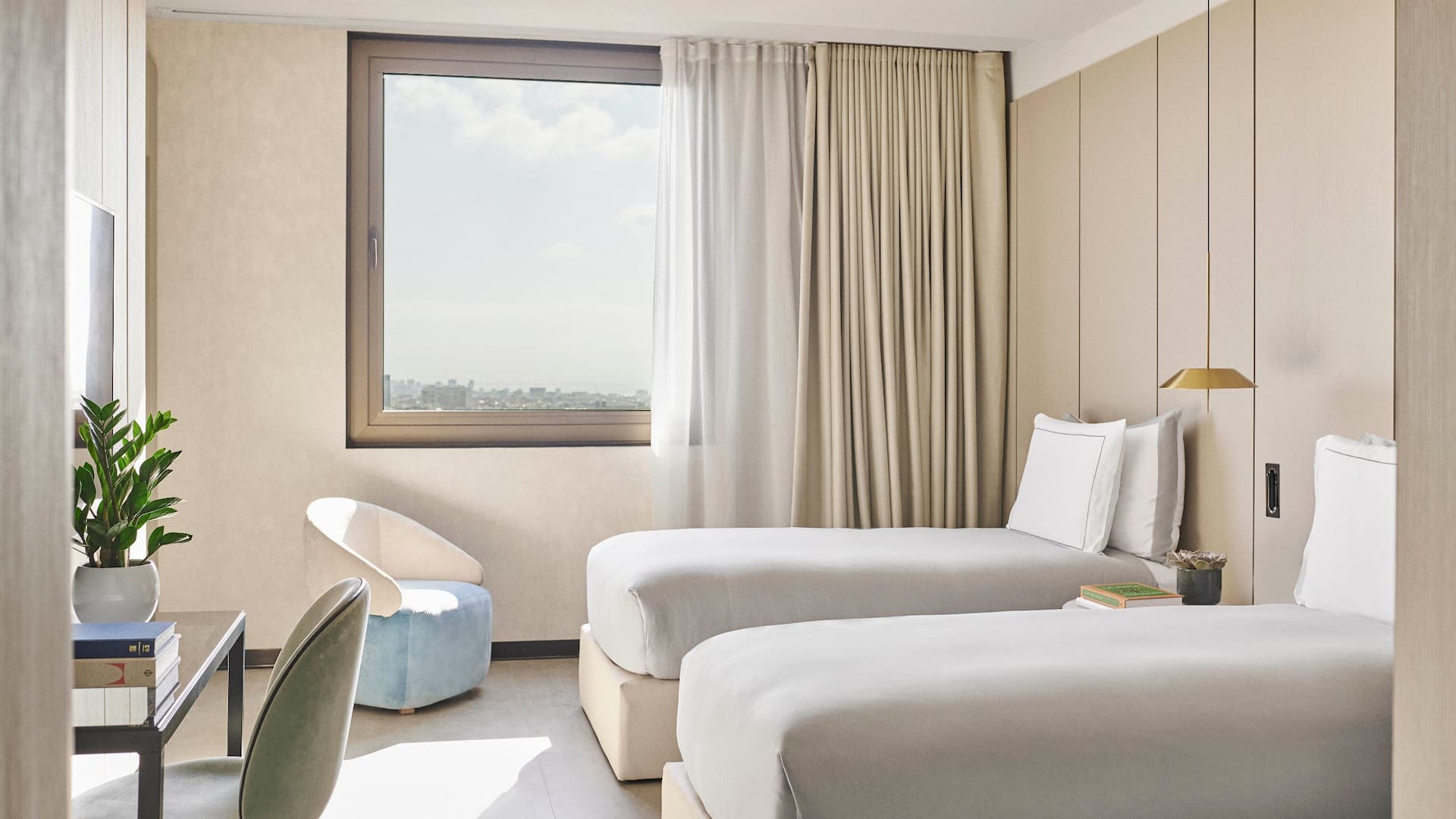 Grand Hyatt Barcelona Penthouse Service Room