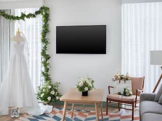 Hyatt Centric Center City Philadelphia Bridal Suite