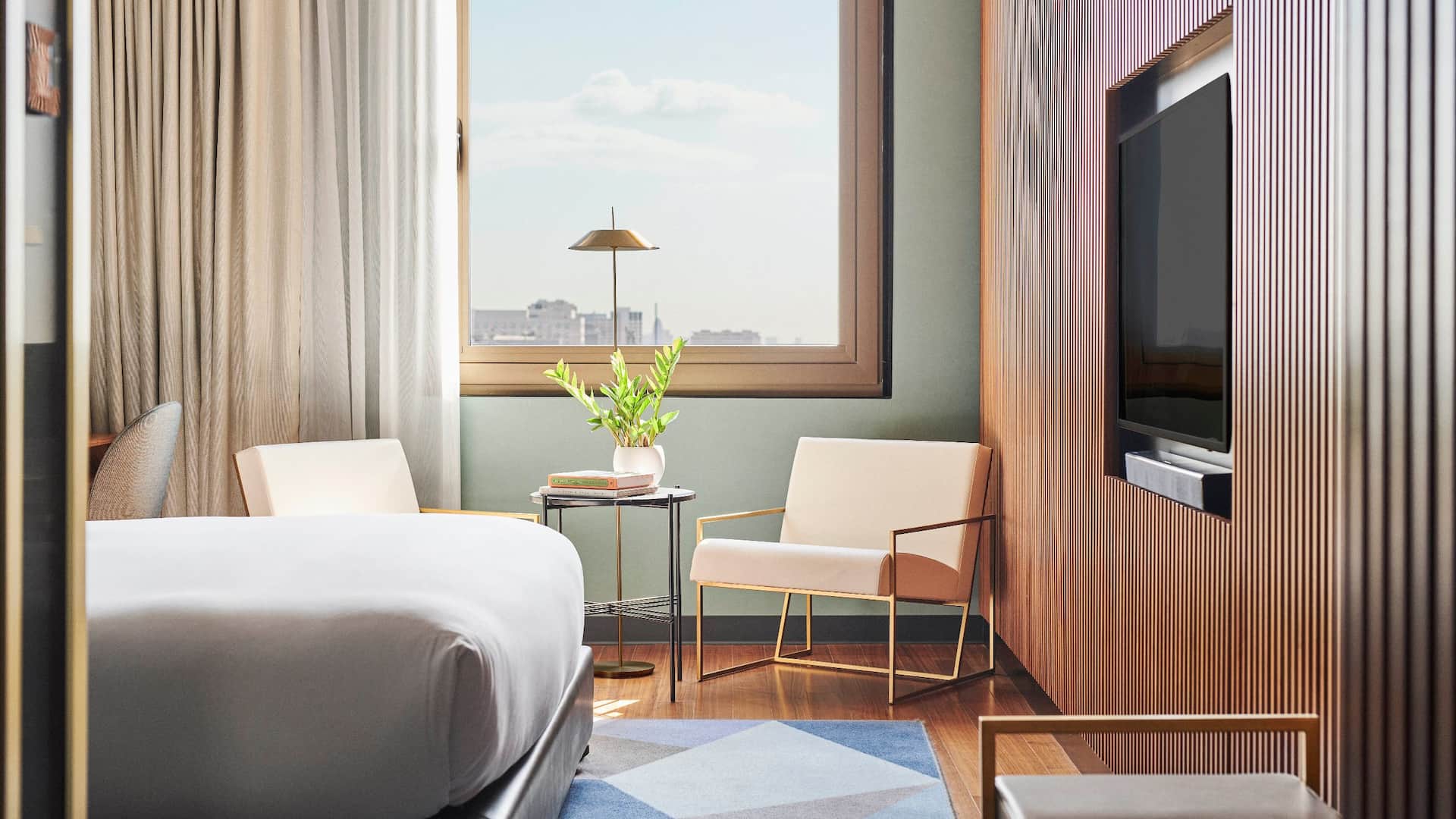 Grand Hyatt Barcelona Premium King Bed View