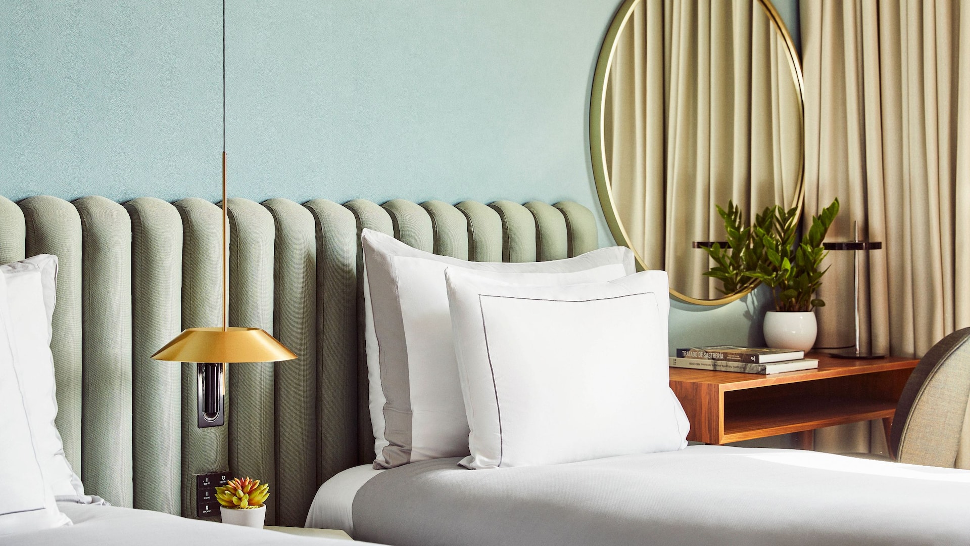 Grand Hyatt Barcelona Premium Two Twin Beds