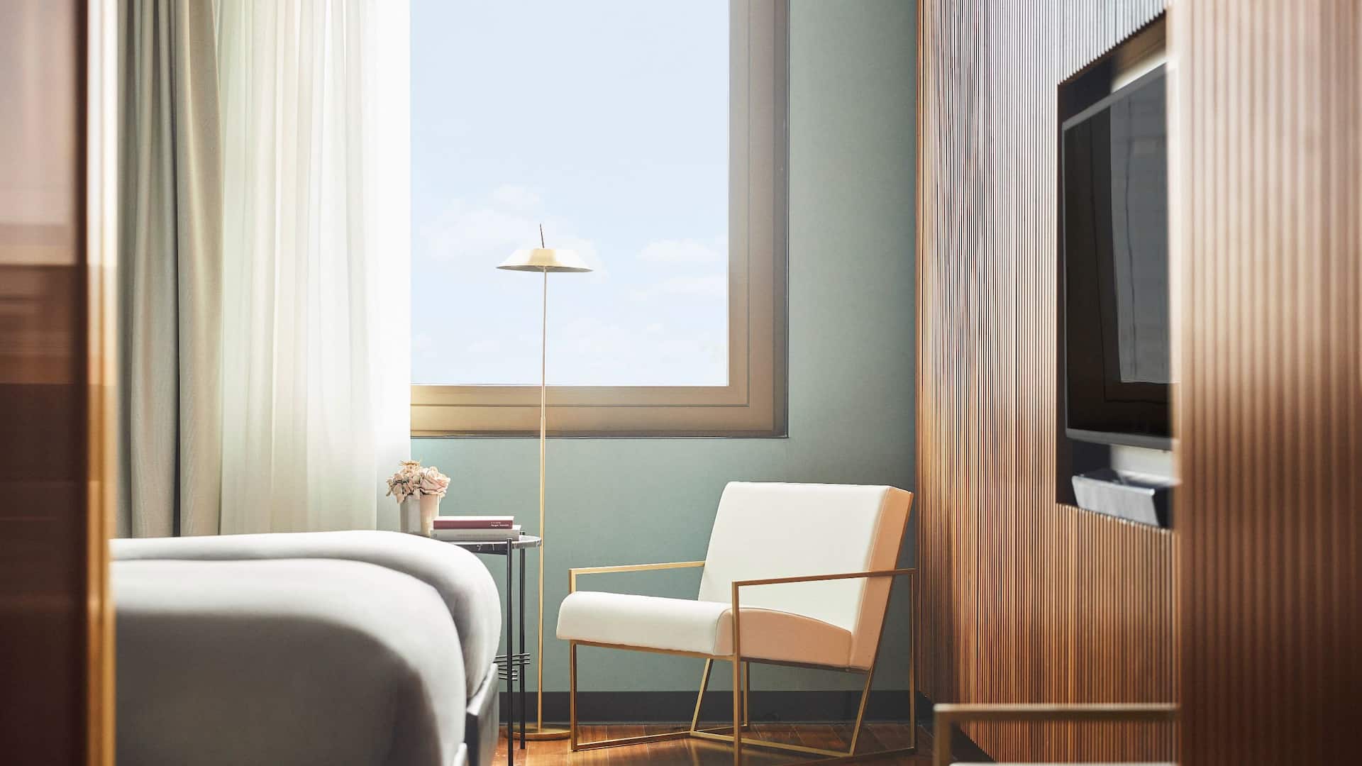 Grand Hyatt Barcelona Premium Two Twin Bed Details