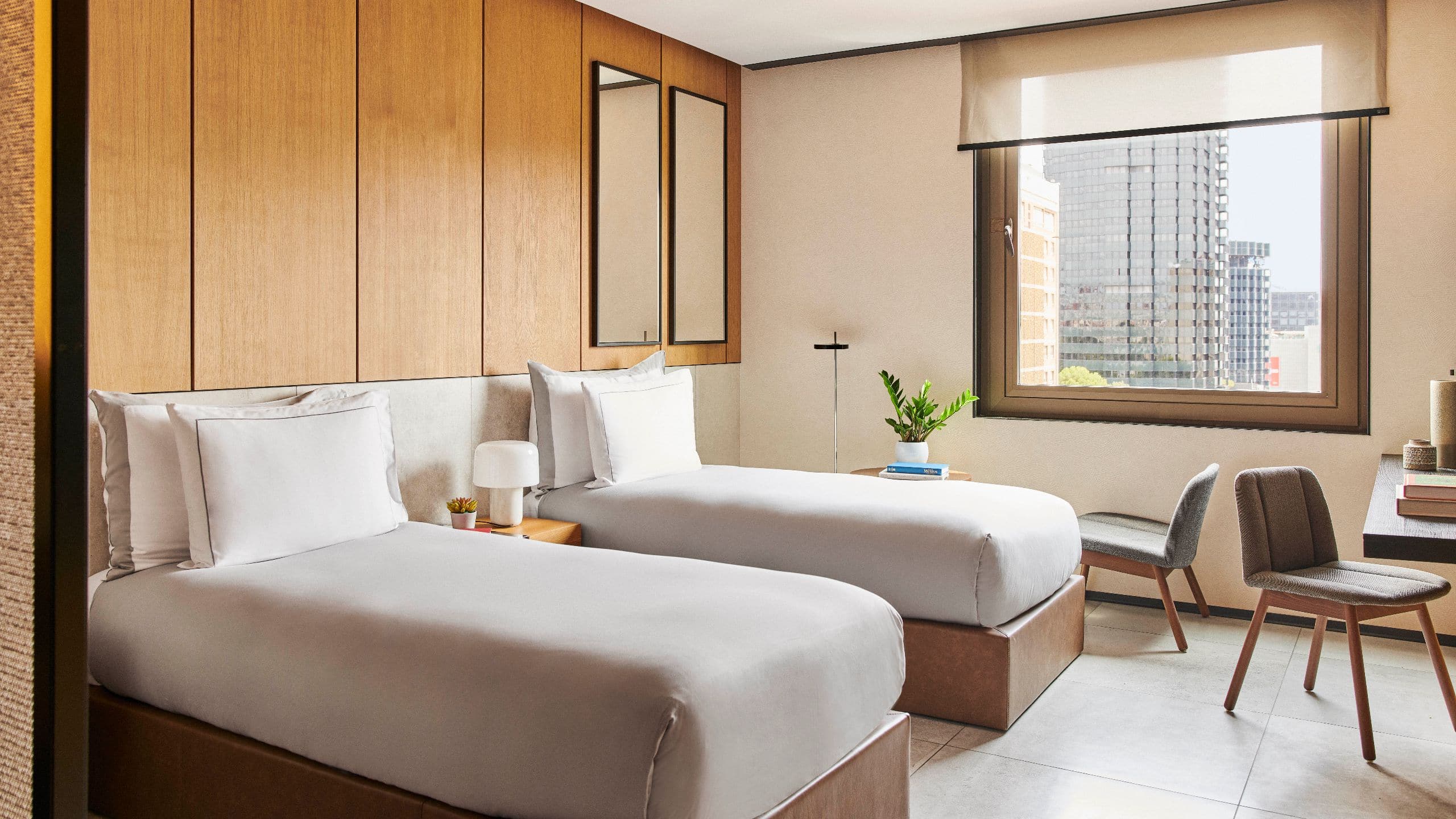 Grand Hyatt Barcelona Two Twin Beds View