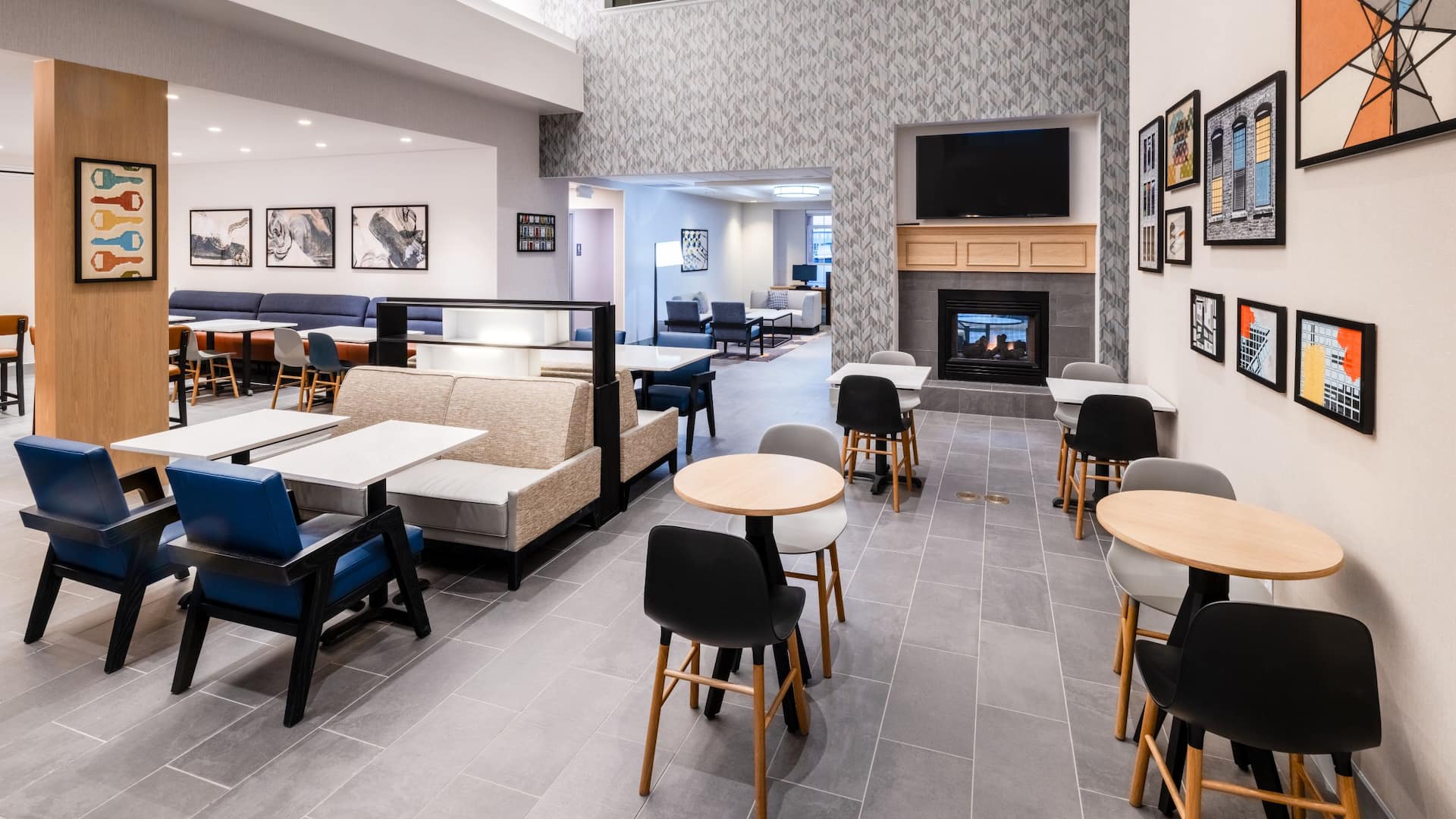 Hyatt House Colorado Springs Airport Breakfast Room Dining Tables