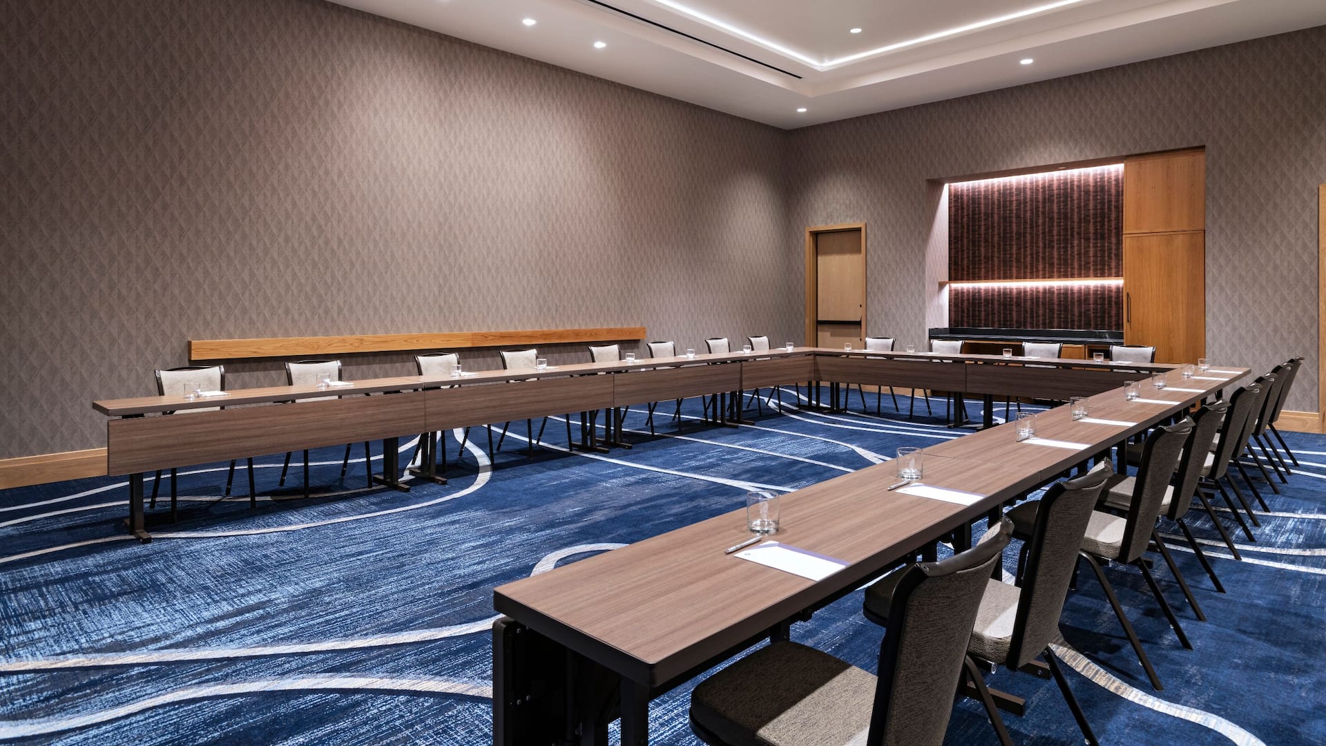 Hyatt Regency Conroe Birch Meeting Room