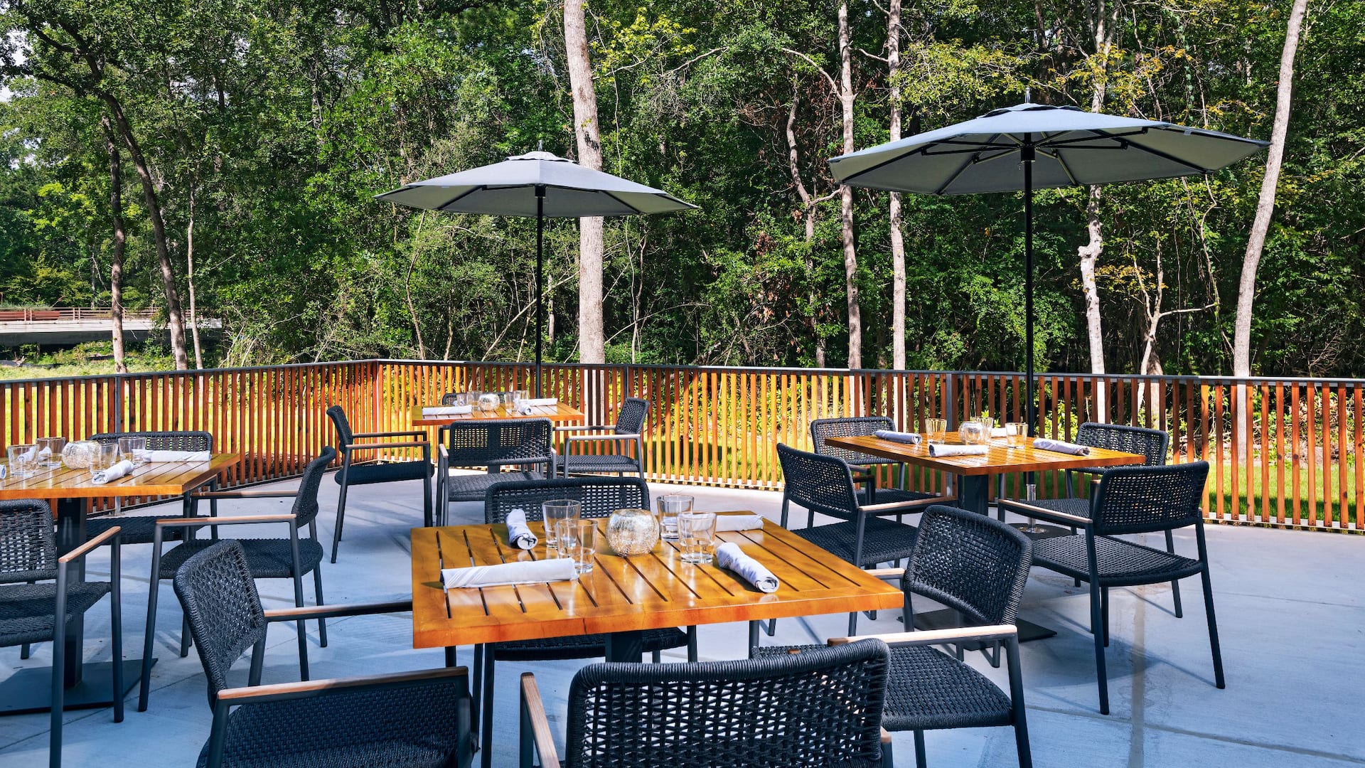 Hyatt Regency Conroe Conroux Patio