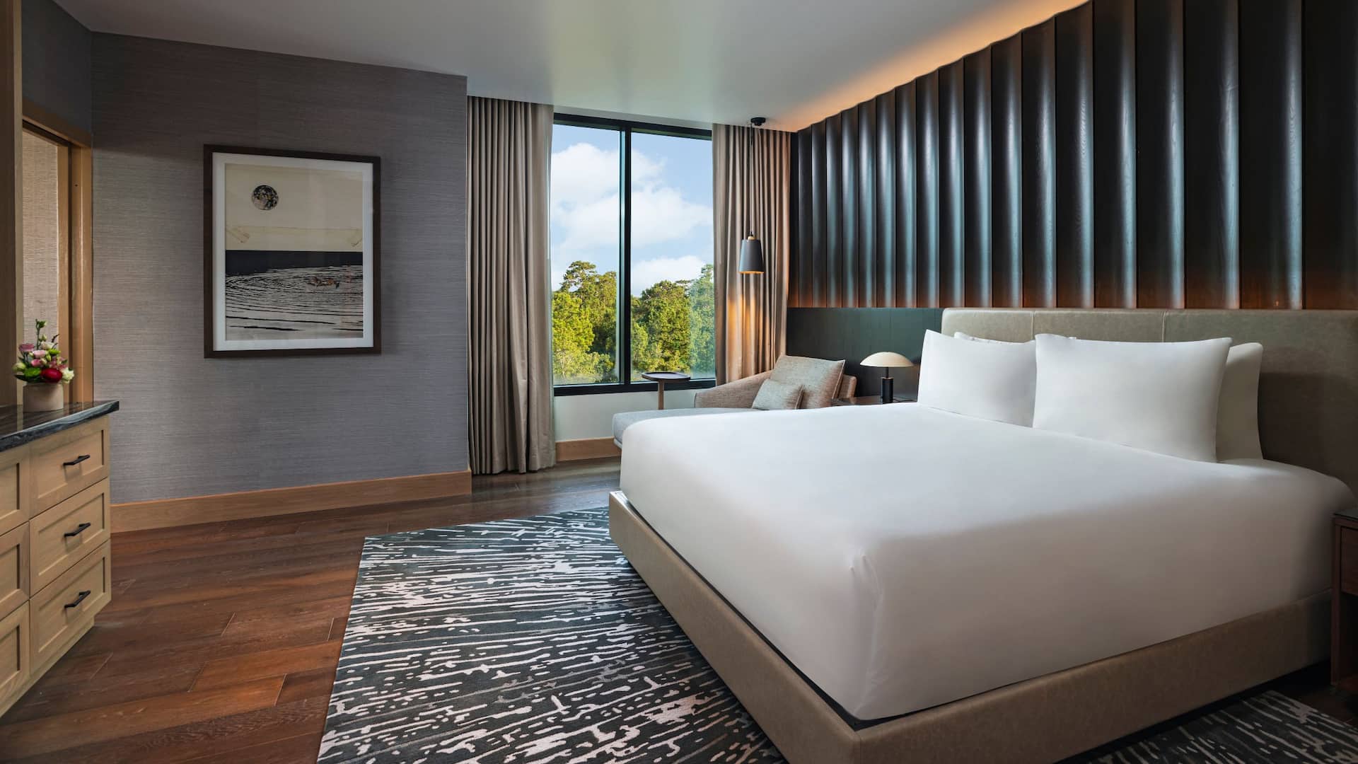 Hyatt Regency Conroe Presidential Suite Bedroom