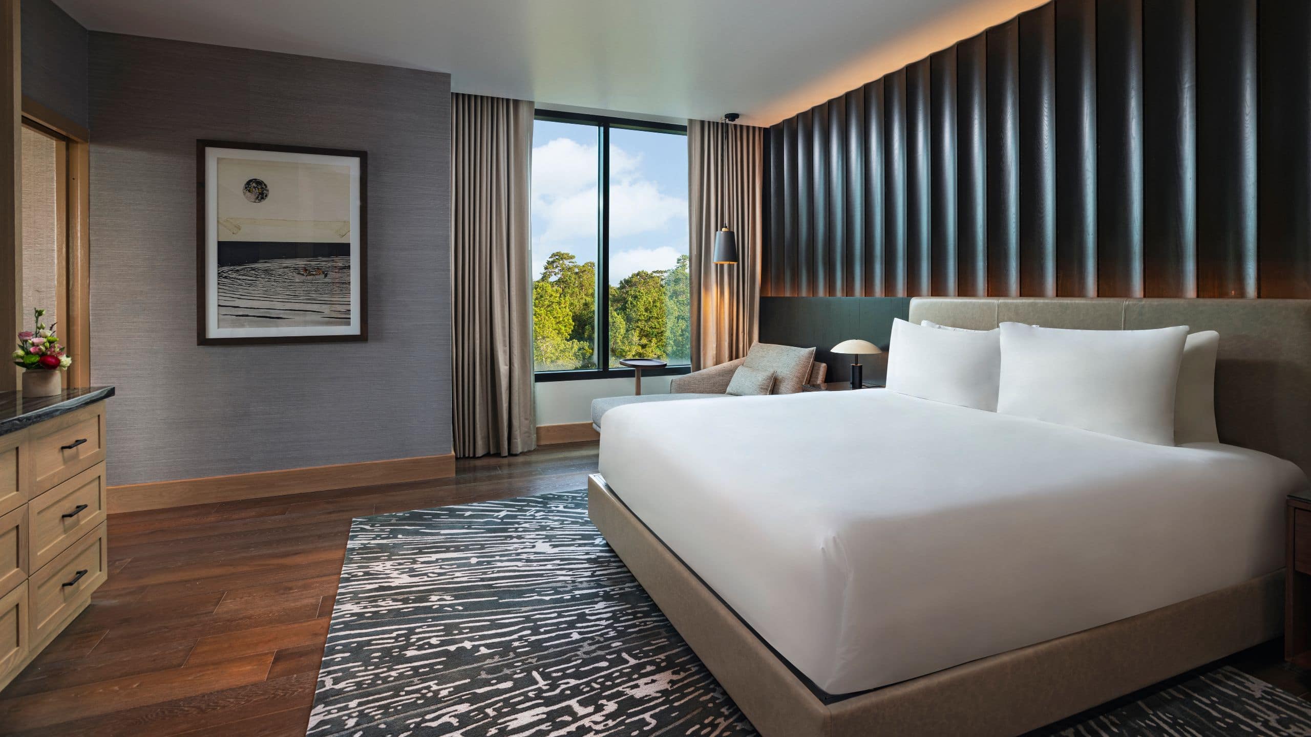 Hyatt Regency Conroe Presidential Suite Bedroom