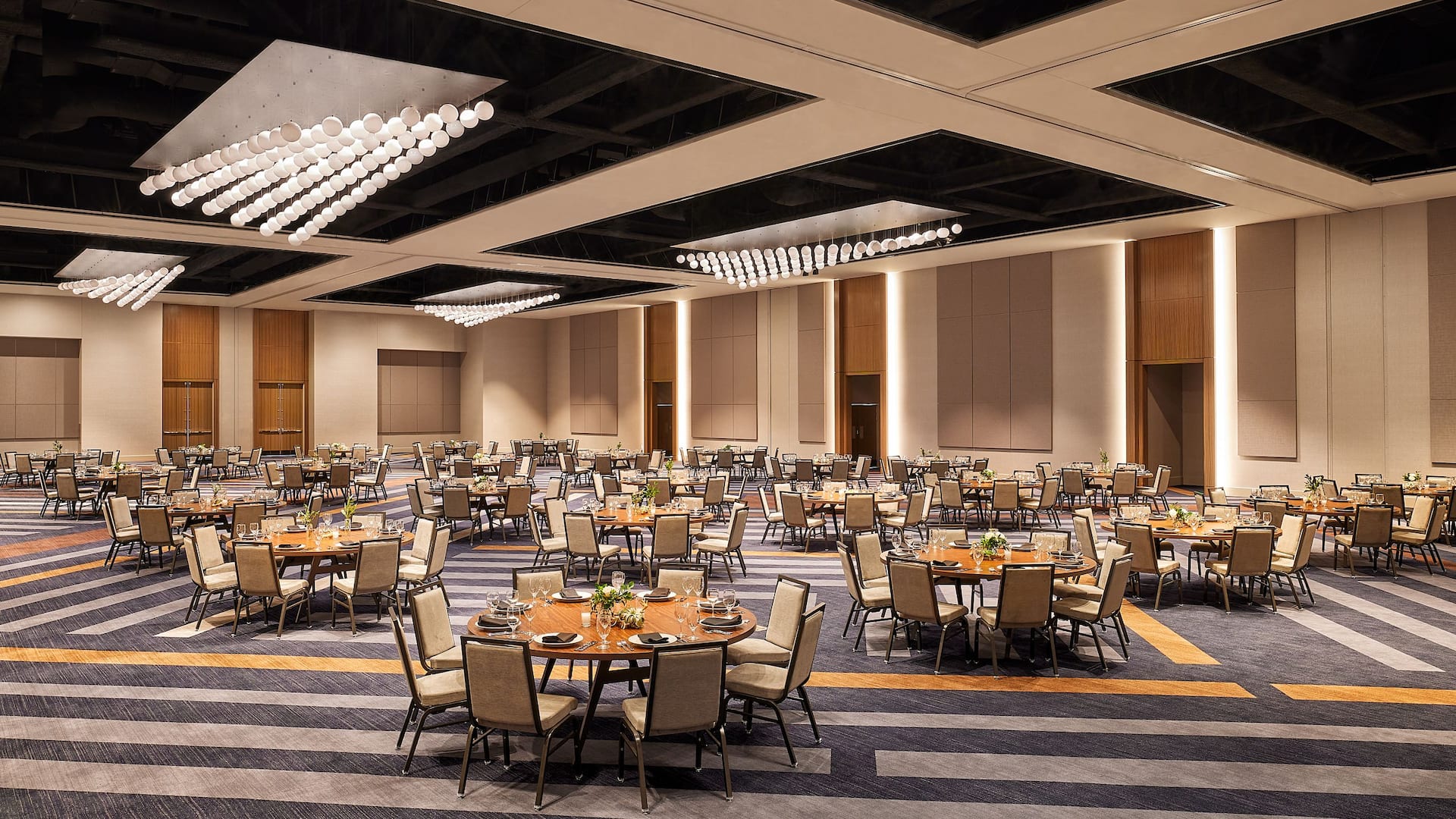 1 of 1 Hyatt Regency Salt Lake City Salt Lake Ballroom Meeting Room