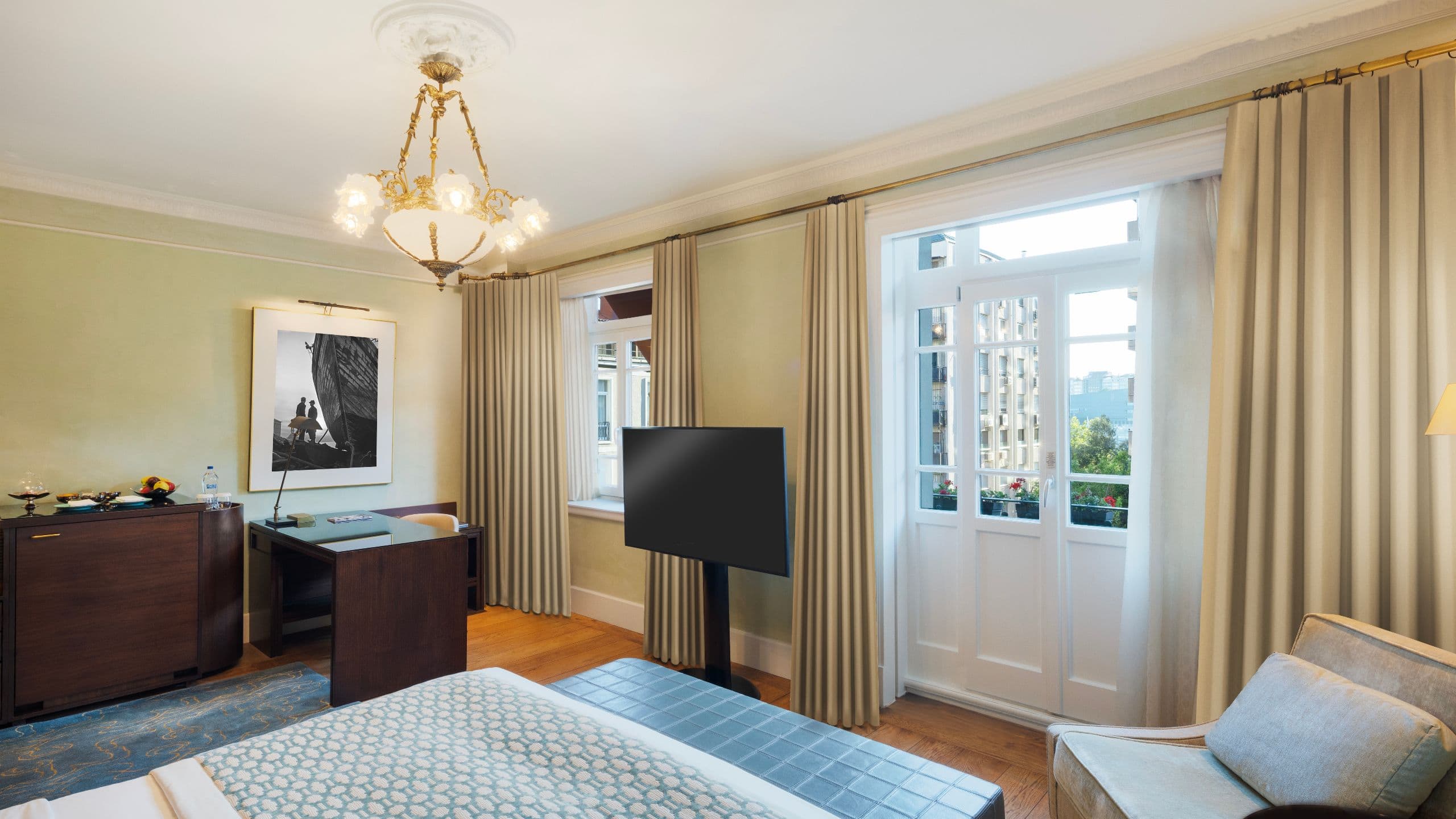 2 de 5 Park Hyatt Istanbul - Macka Palas Park King Television Desk