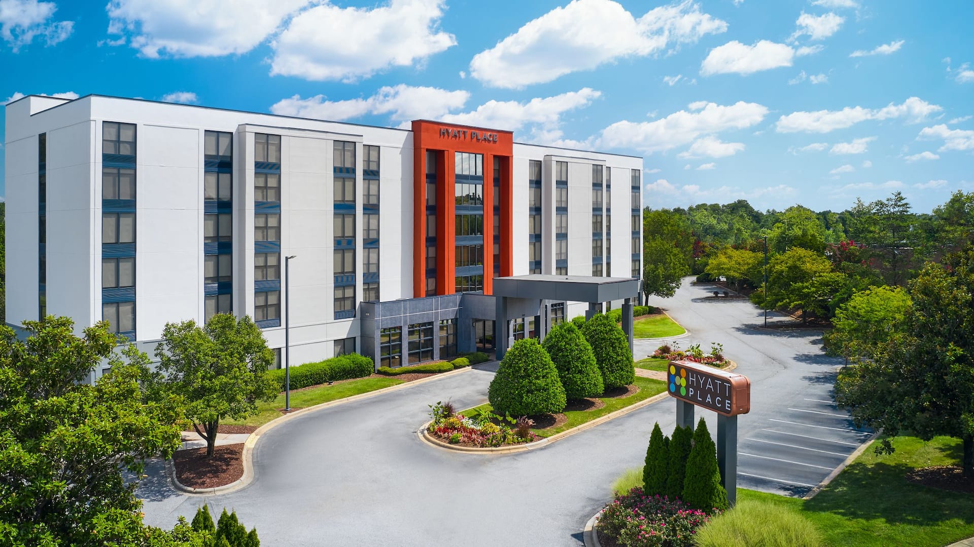 Hyatt Place Greensboro Exterior Daytime View