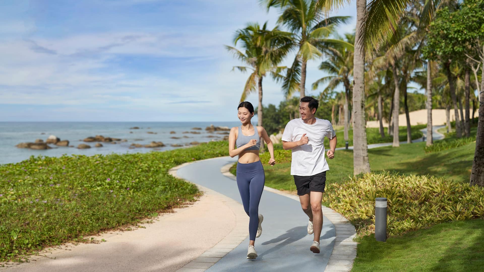 Hyatt Regency Sanya Tianli Bay Couple Running Path