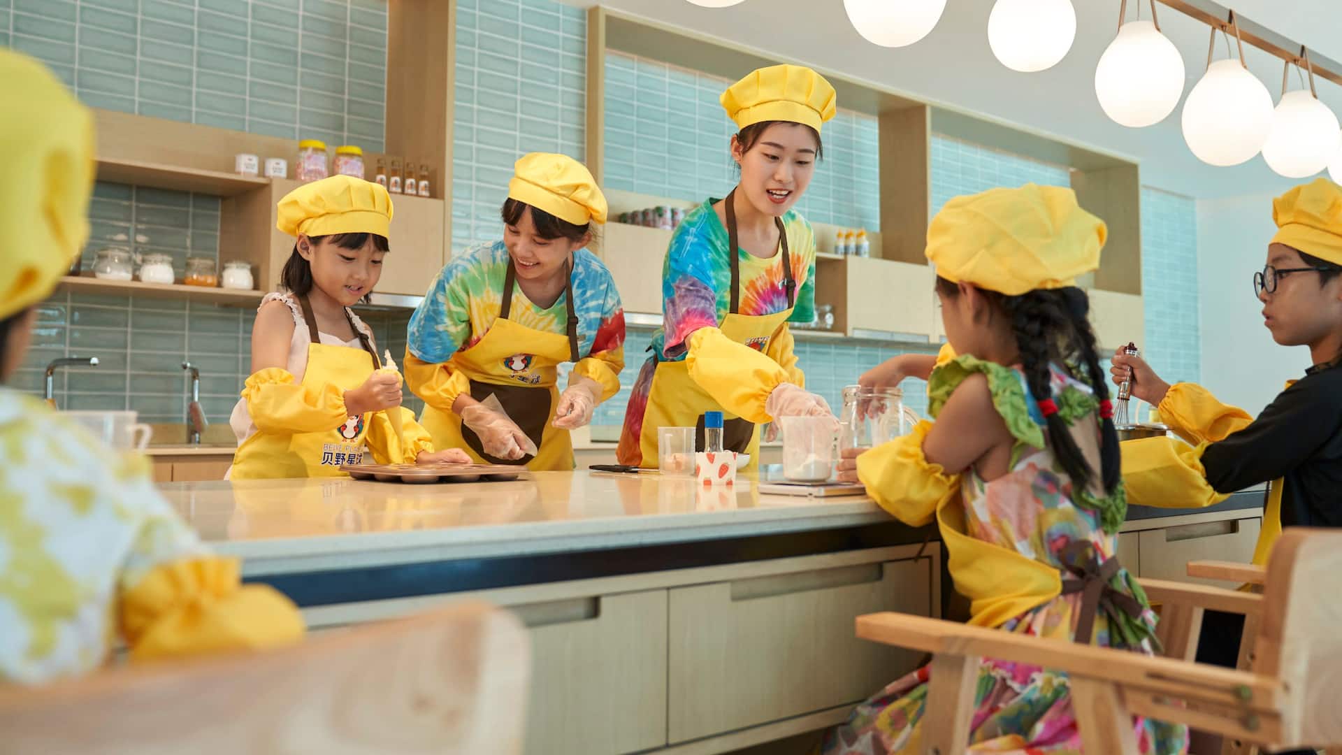 Hyatt Regency Sanya Tianli Bay Children Camp Cooking Activity
