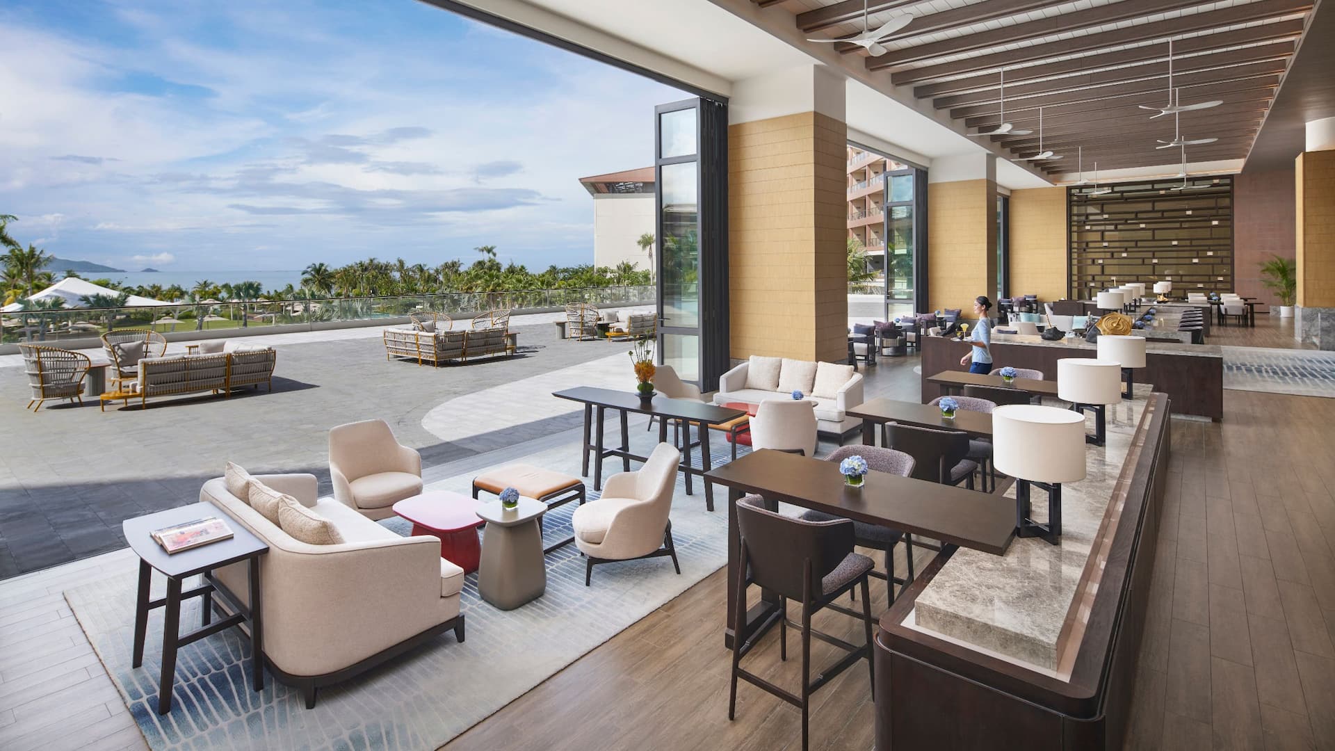 1 of 1 Hyatt Regency Sanya Tianli Bay The Lounge Seating Onto Patio