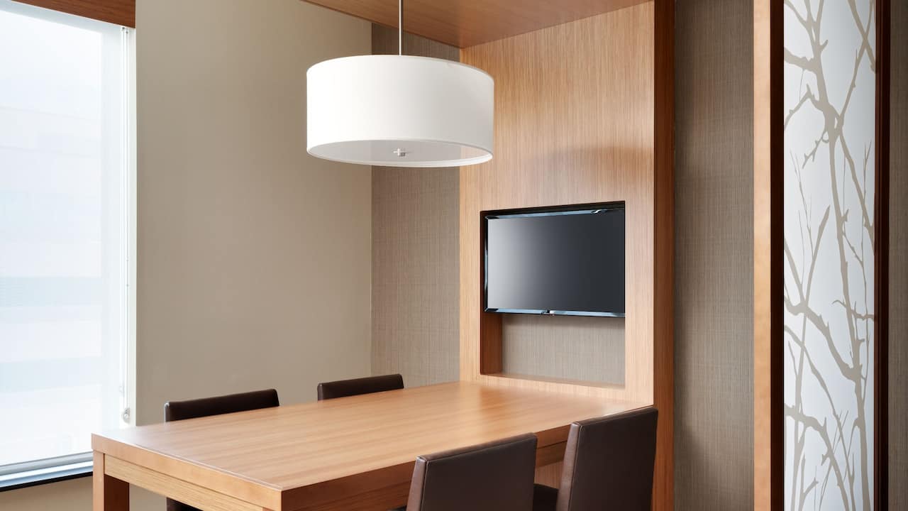 King Suite Dining Area