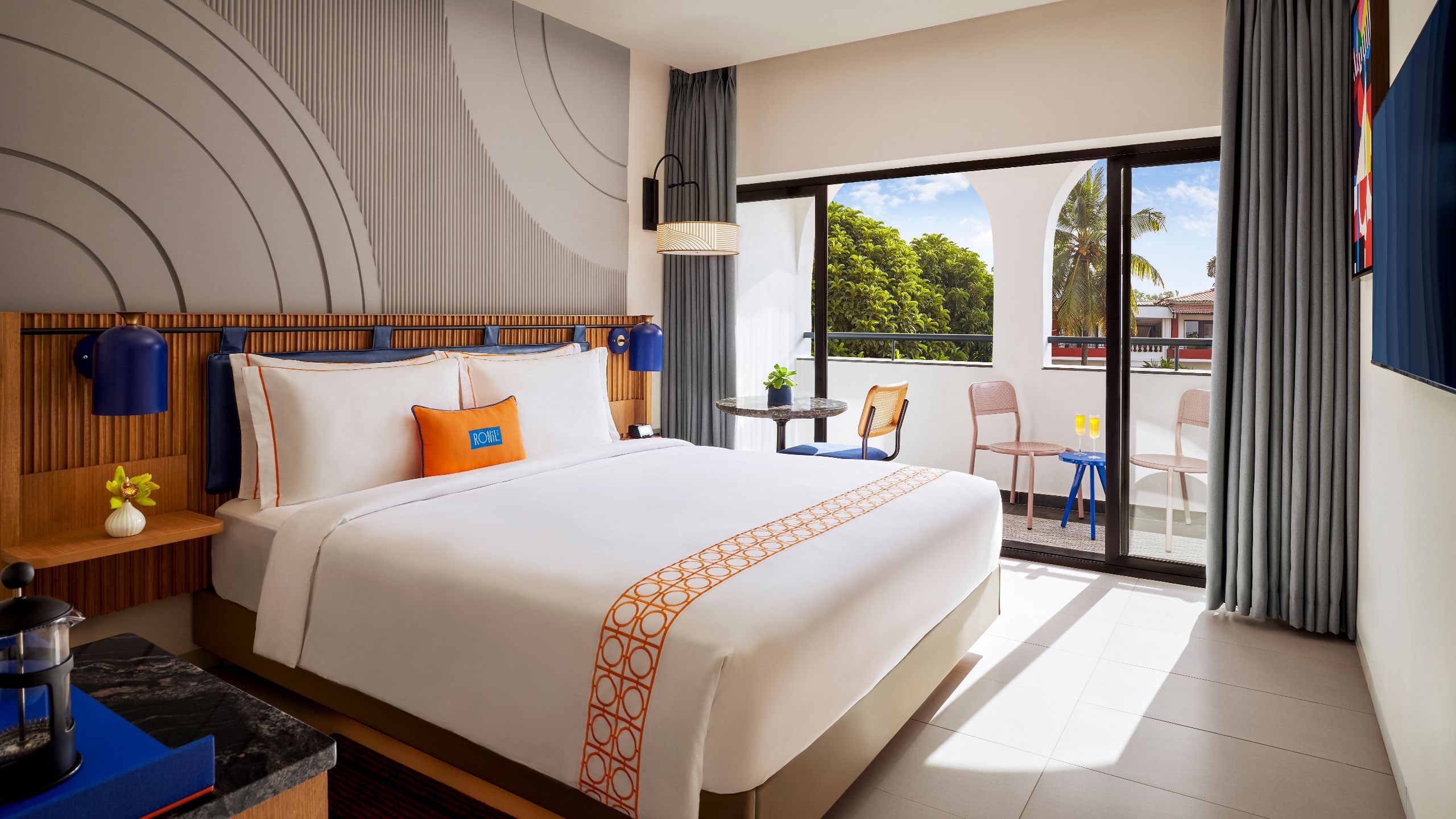 1 de 5 Ronil Goa Goajd Cosy King Room Balcony