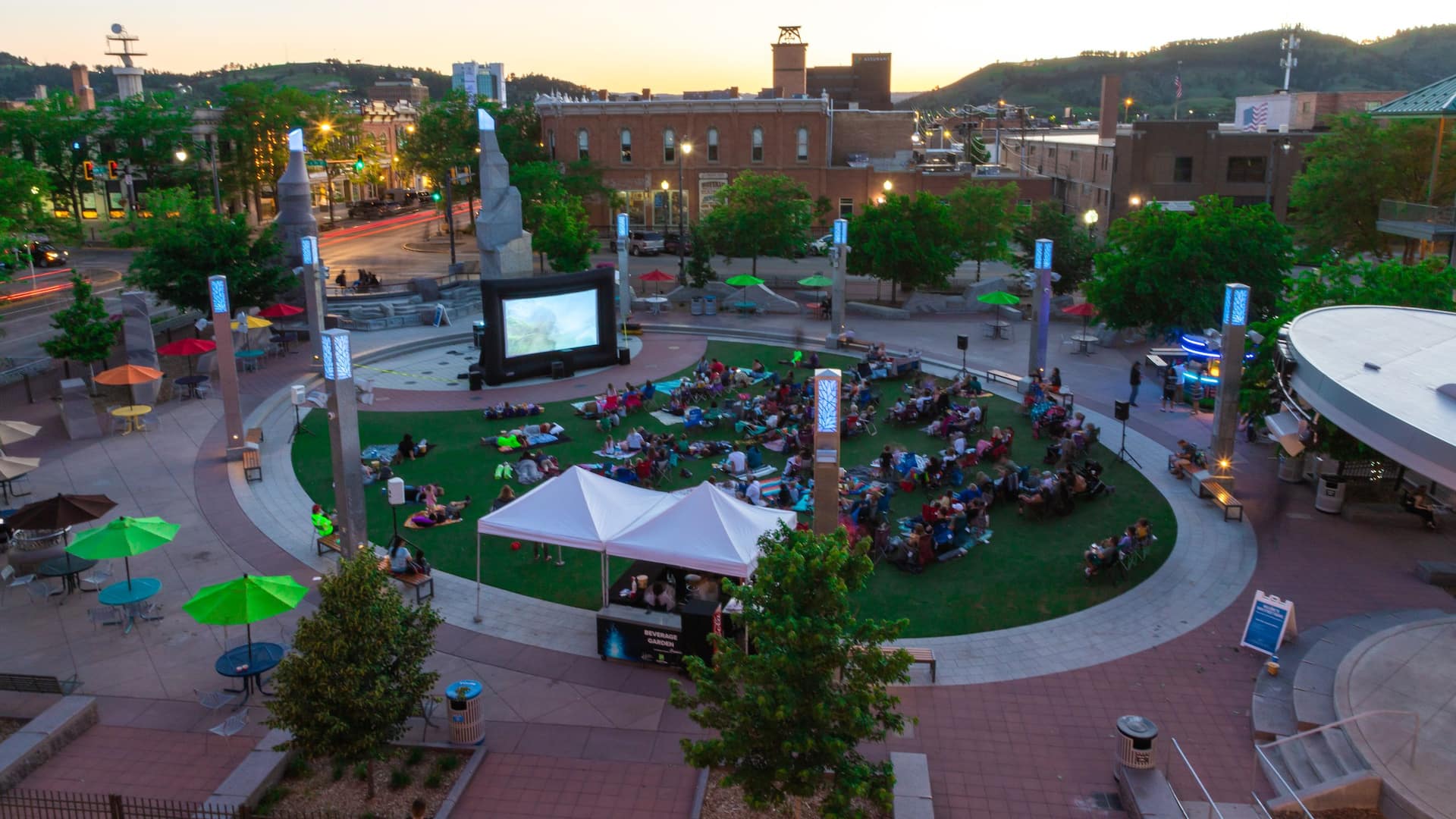 Hyatt Place Rapid City Movies Under The Stars