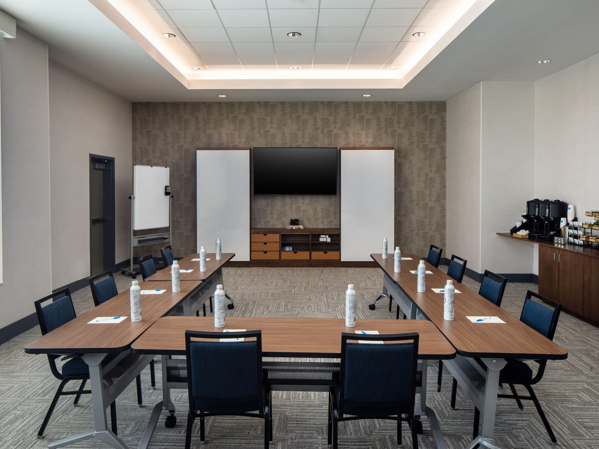 Hyatt House Vacaville Meeting Room U-shape