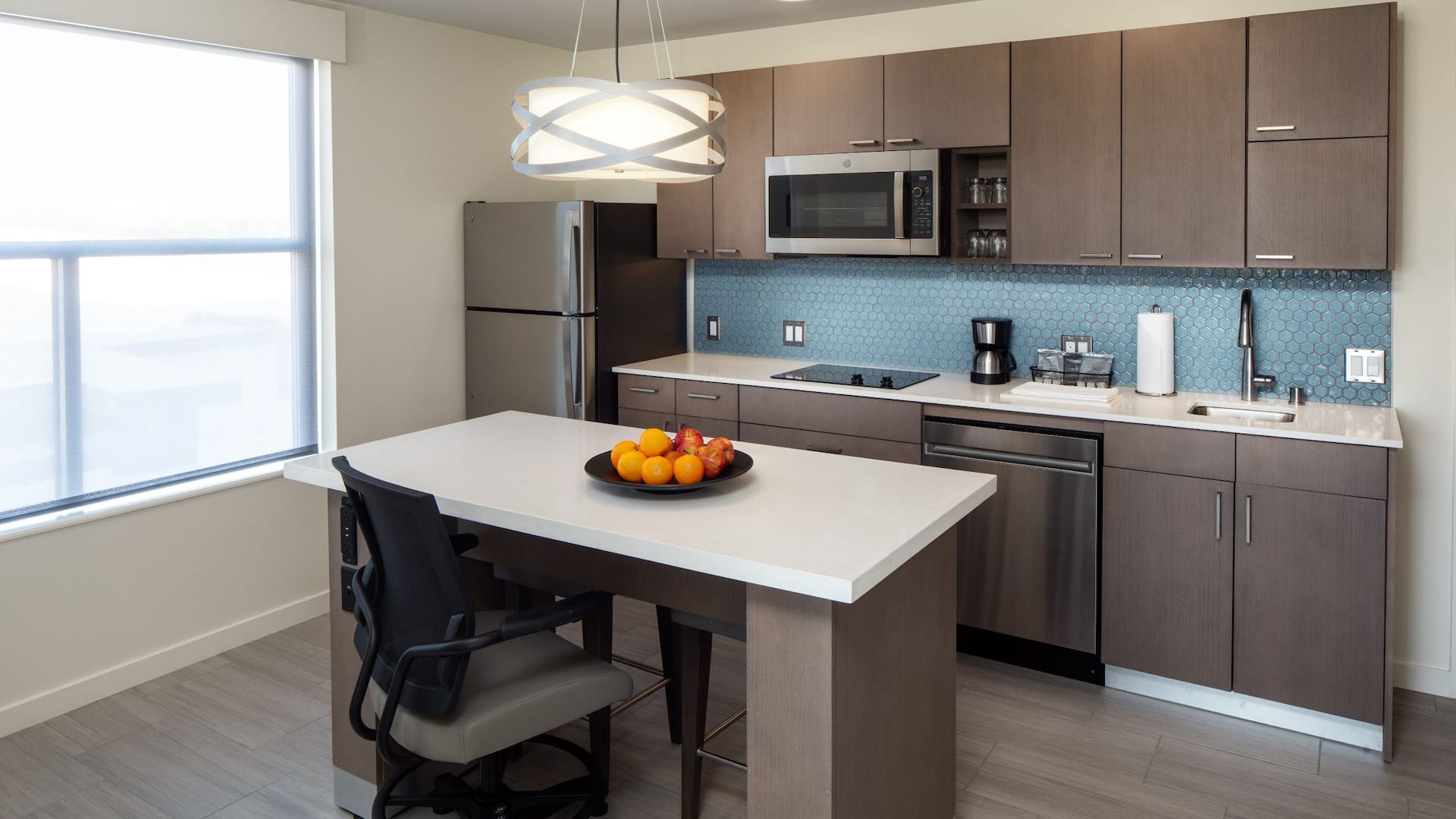 Hyatt House Vacaville Kitchen Suite