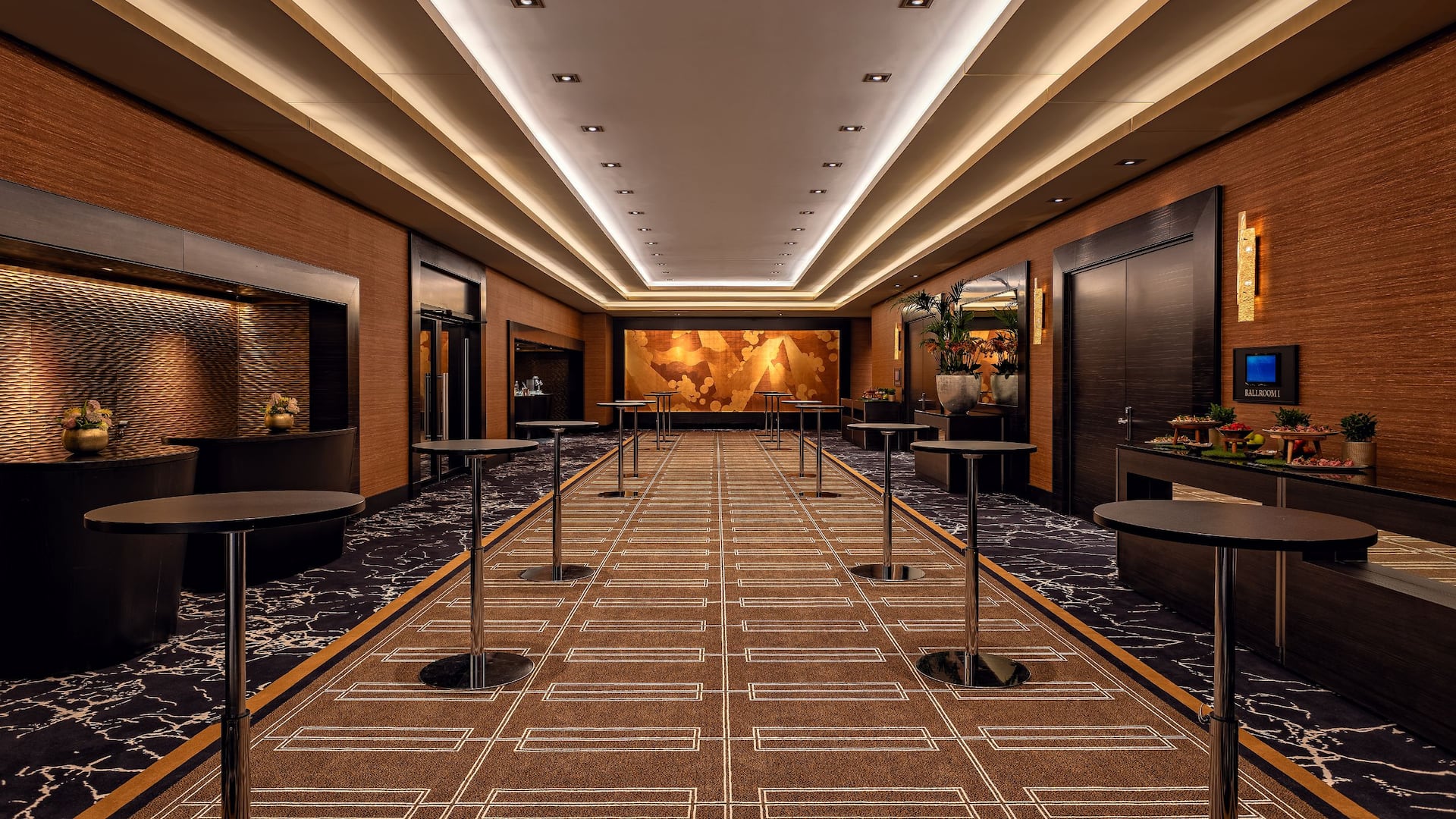 6 von 10 Großes Foyer des Ballsaals im Hyatt Regency Düsseldorf