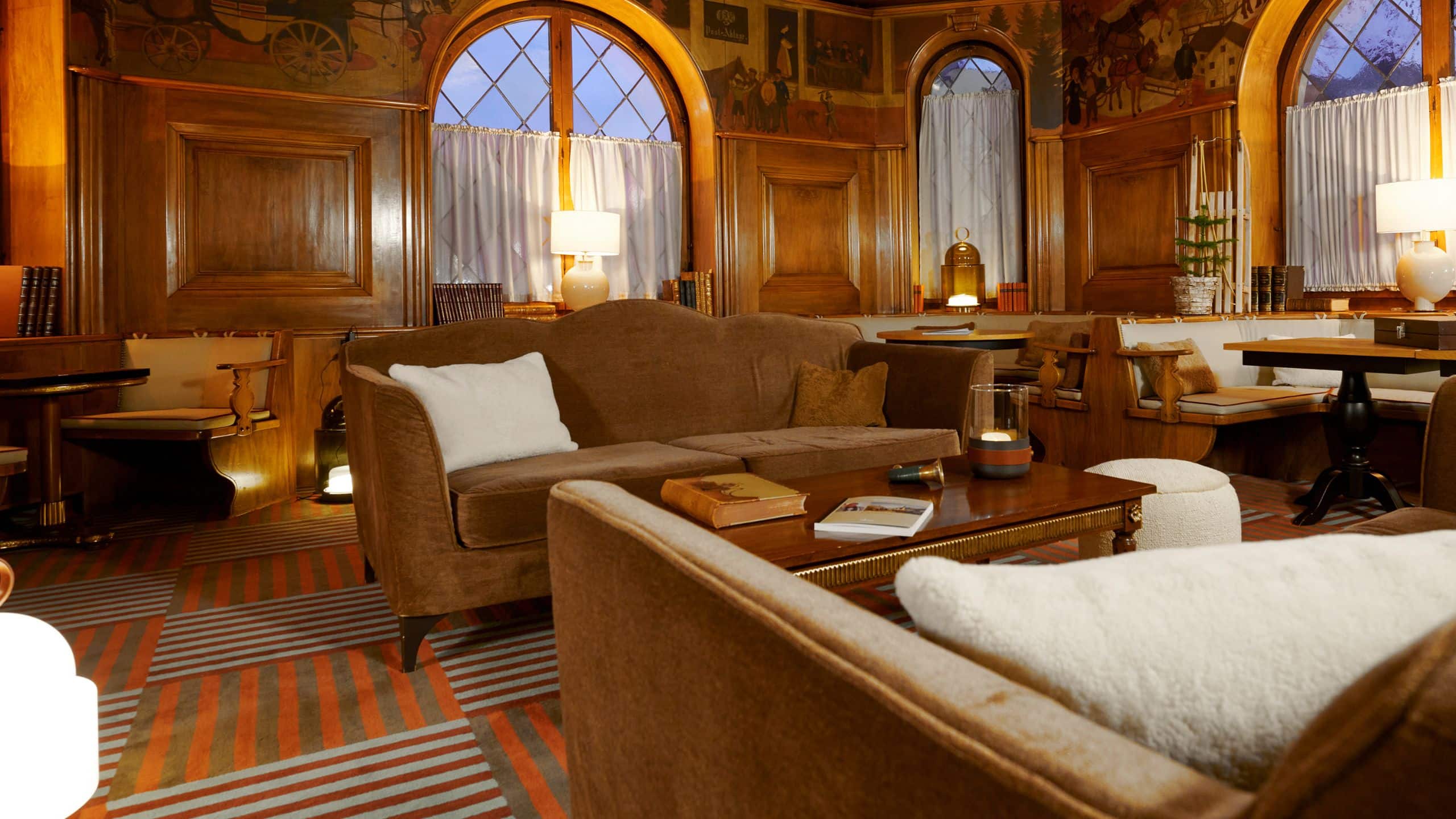 Hotel Flüela Davos Post Bar Lounge Evening