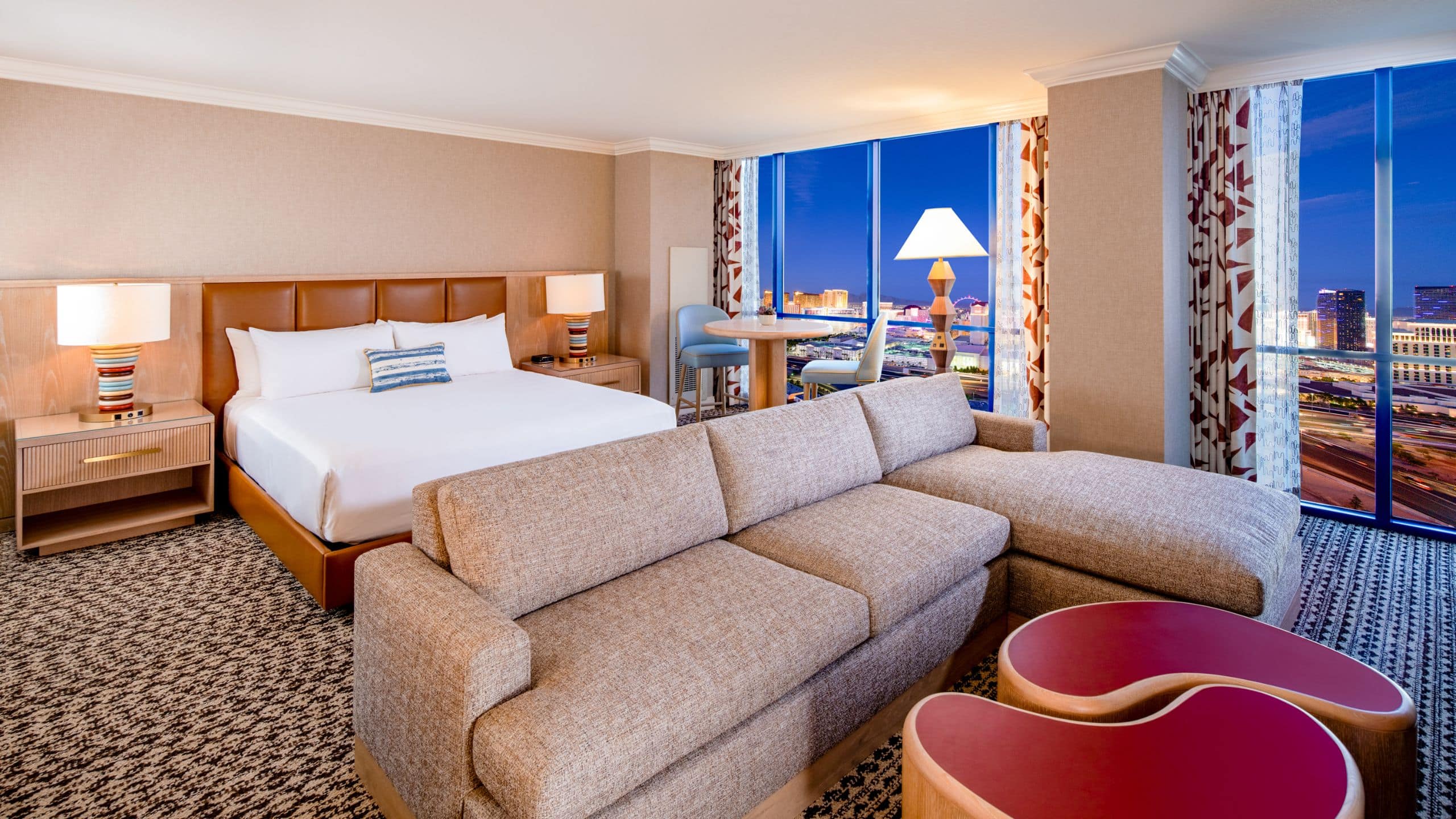 Las Vegas Hotel Rooms and Suites | Rio Hotel \u0026 Casino, a Destination by  Hyatt Hotel, image size:2560x1440