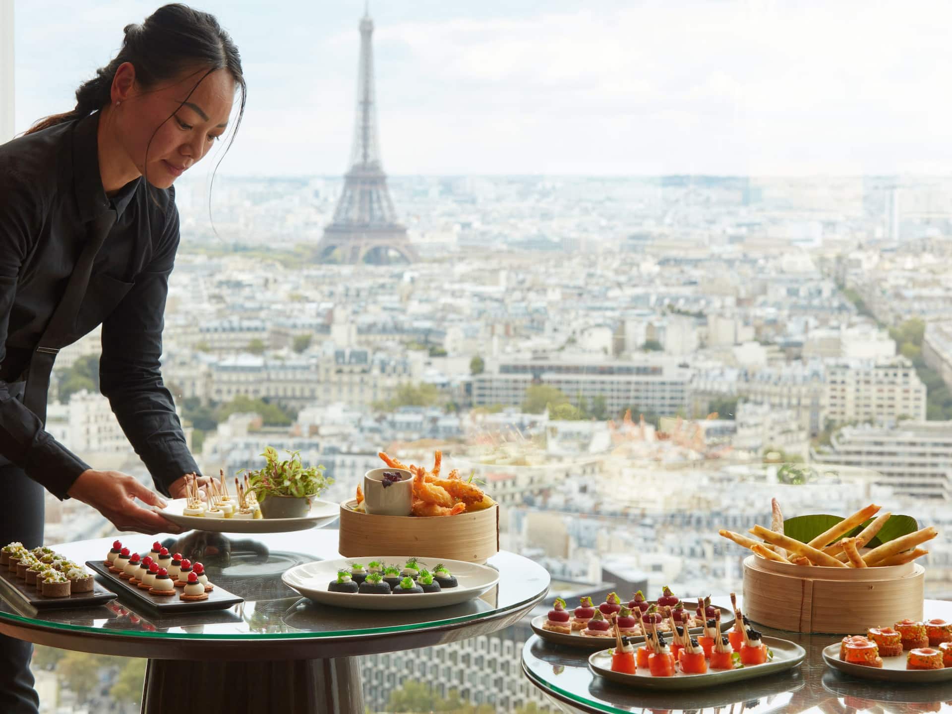 Hyatt Regency Paris Étoile Windo Skybar Cocktail Food Service